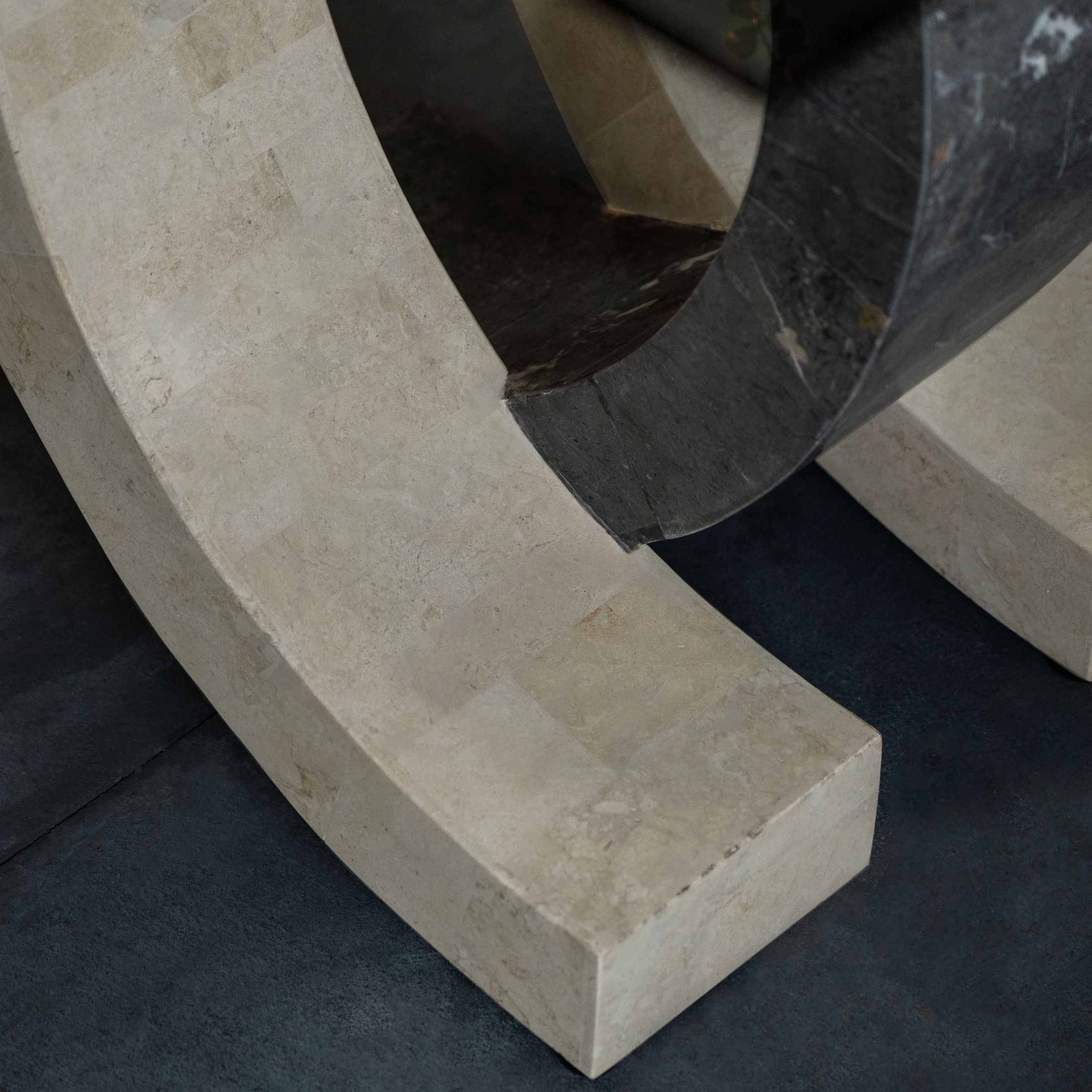 Tavolo da pranzo in pietra "Coco" top in vetro temperato cm 180x100 76h