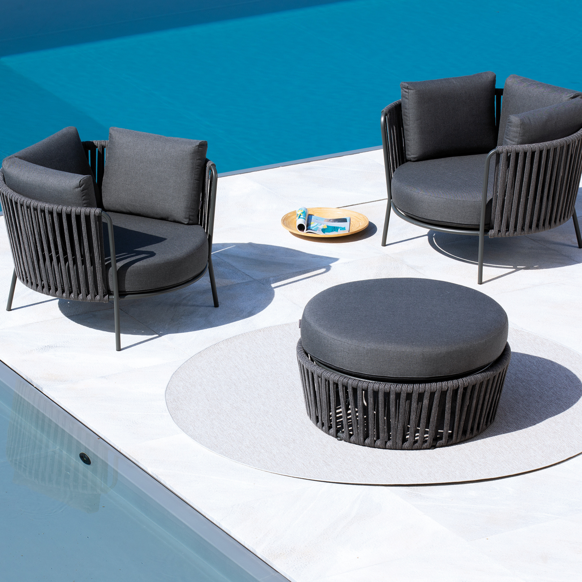 Pouf tavolino in corda e acciaio inox "Daisy Rope" tavolo basso da giardino cm 90x90 45h