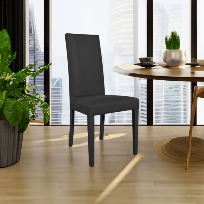 Set di sedie da pranzo "Nancy" imbottite in ecopelle con gambe in legno cm 47x47 101h - MondoViro