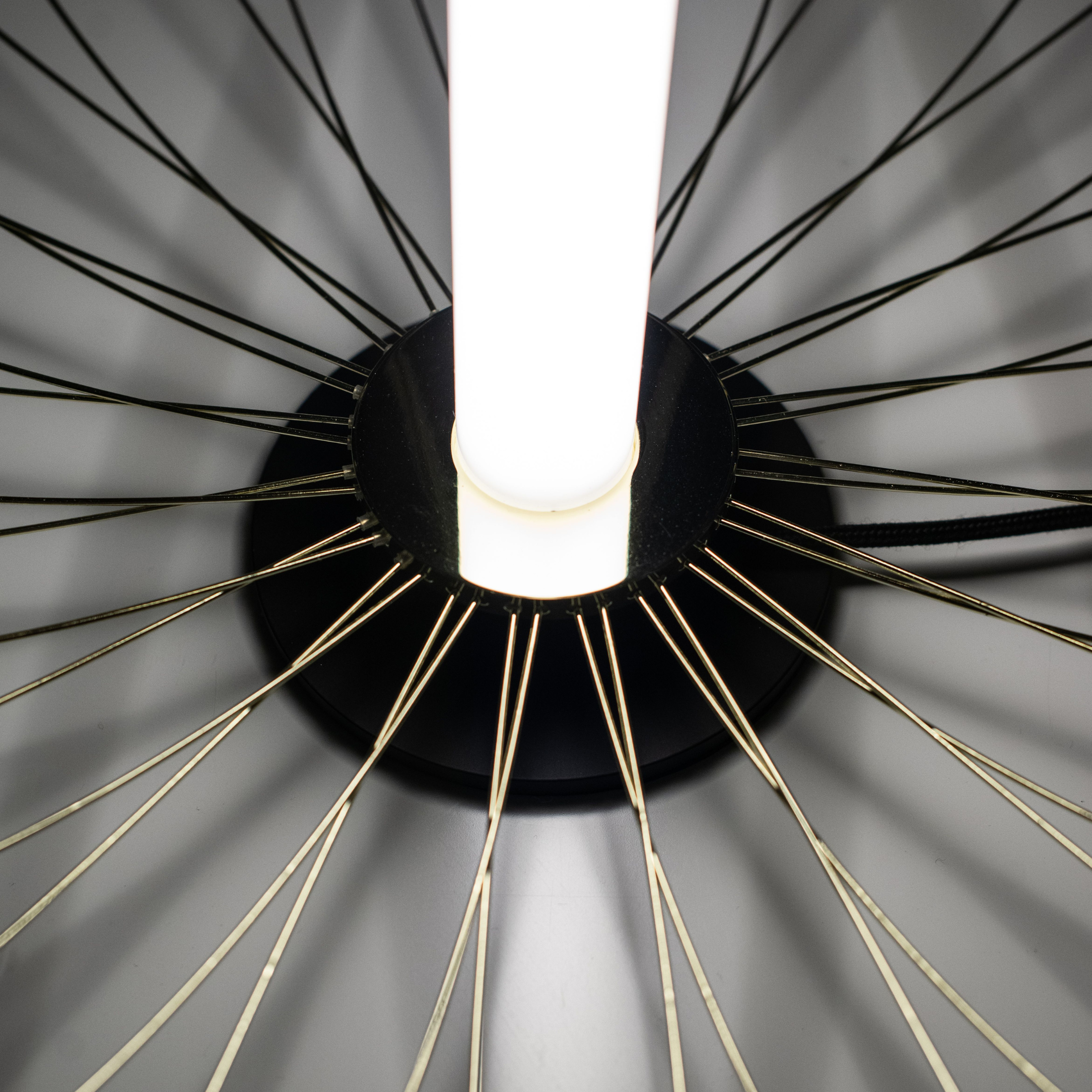 Lampada LED con paralume in acciaio "Jaula" da terra tavolo e sospesa