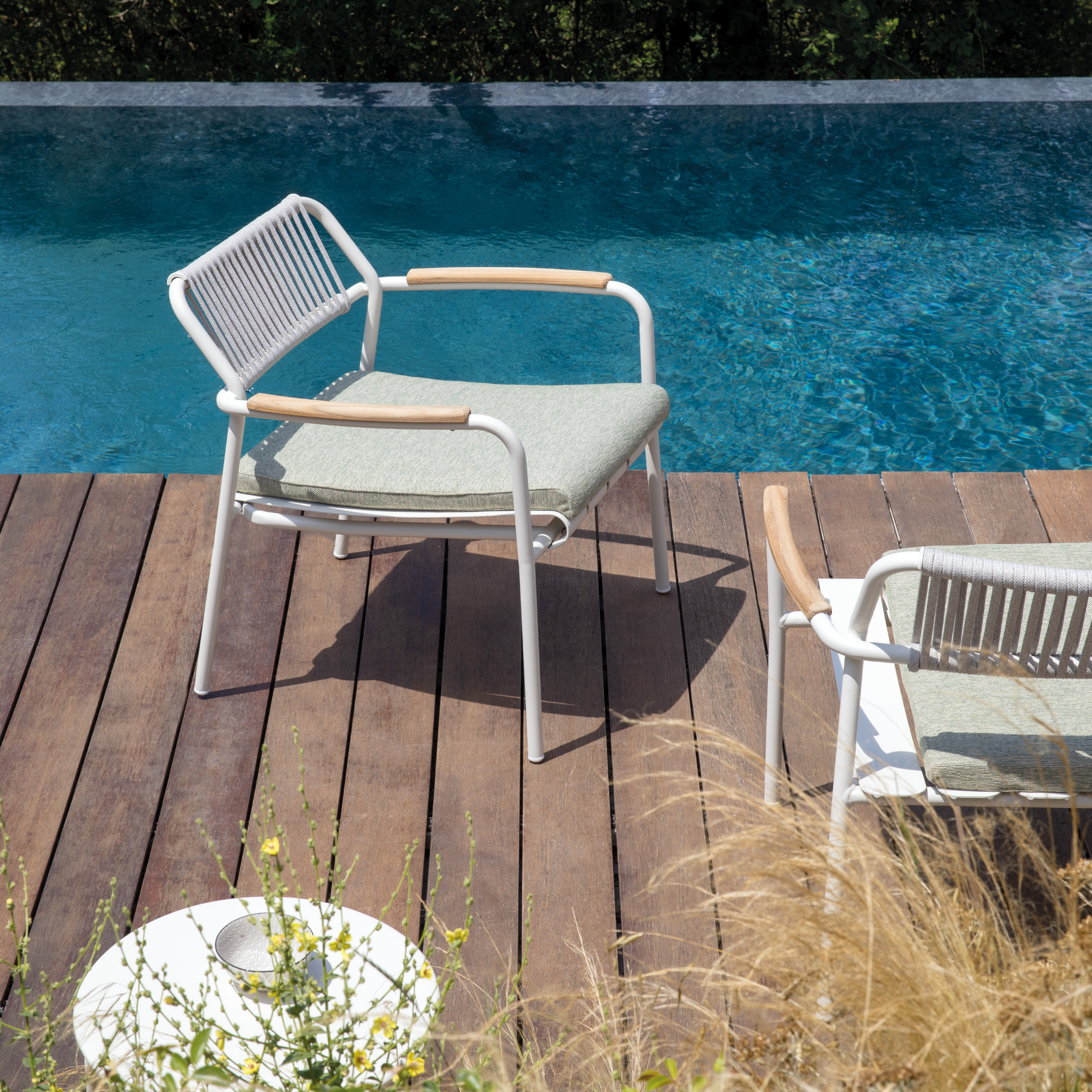 Poltrona bassa con schienale in corda "Verdea Rope" sedia lounge da giardino cm 74x70 74h