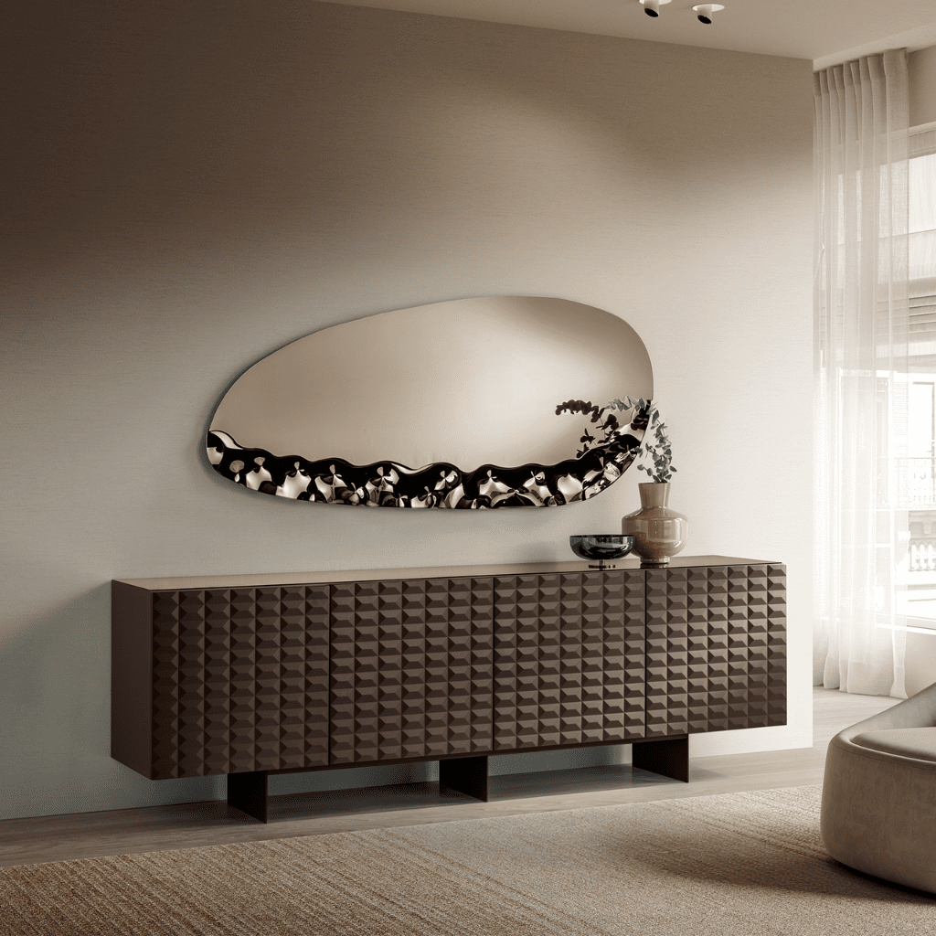 Madia da soggiorno marrone "Arkos" con piede traverso in metallo bronzo e top in vetro specchiato bronzo - MondoViro