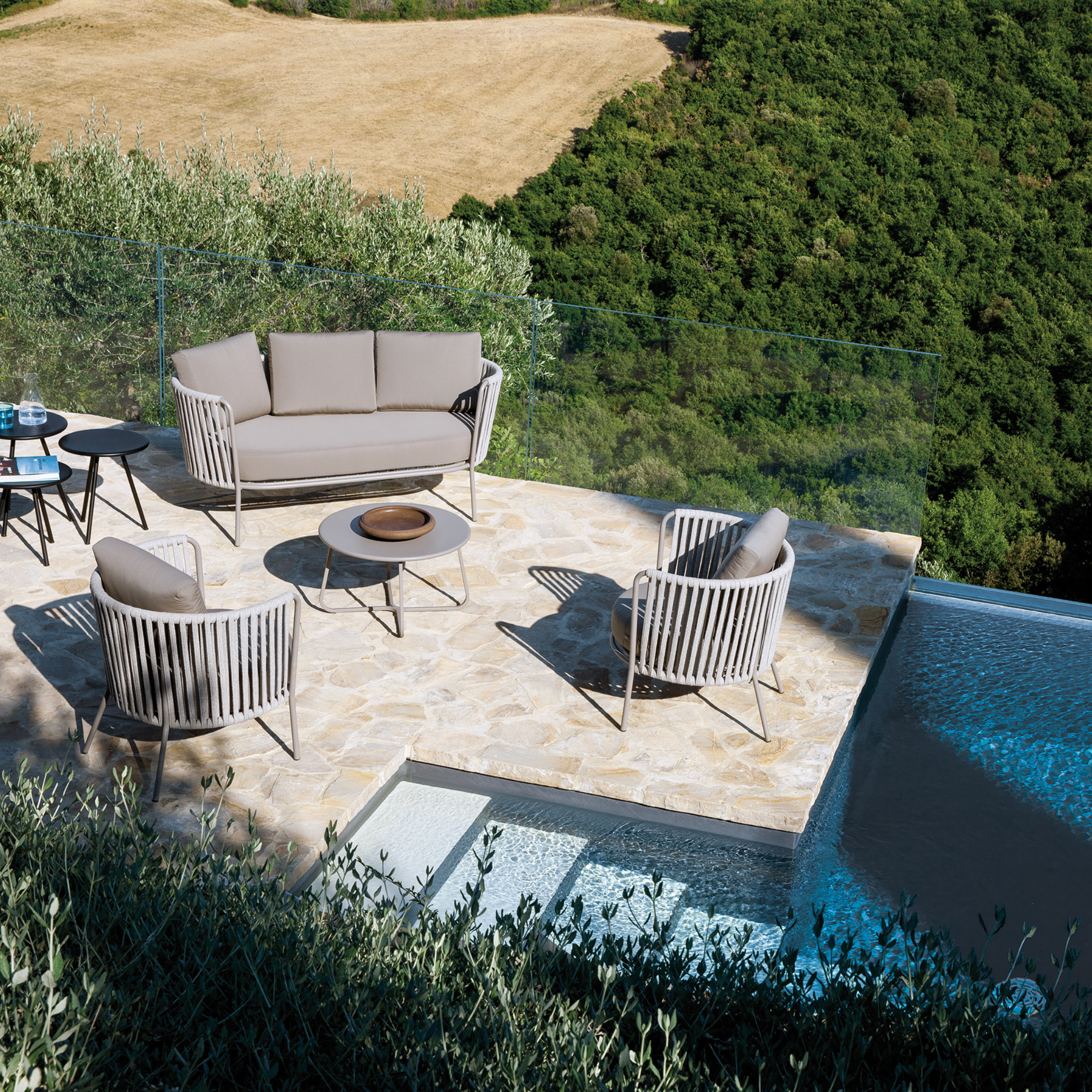 Poltrona bassa maxi in corda e acciaio inox "Daisy Rope" sedia lounge da giardino cm 104x104 71h