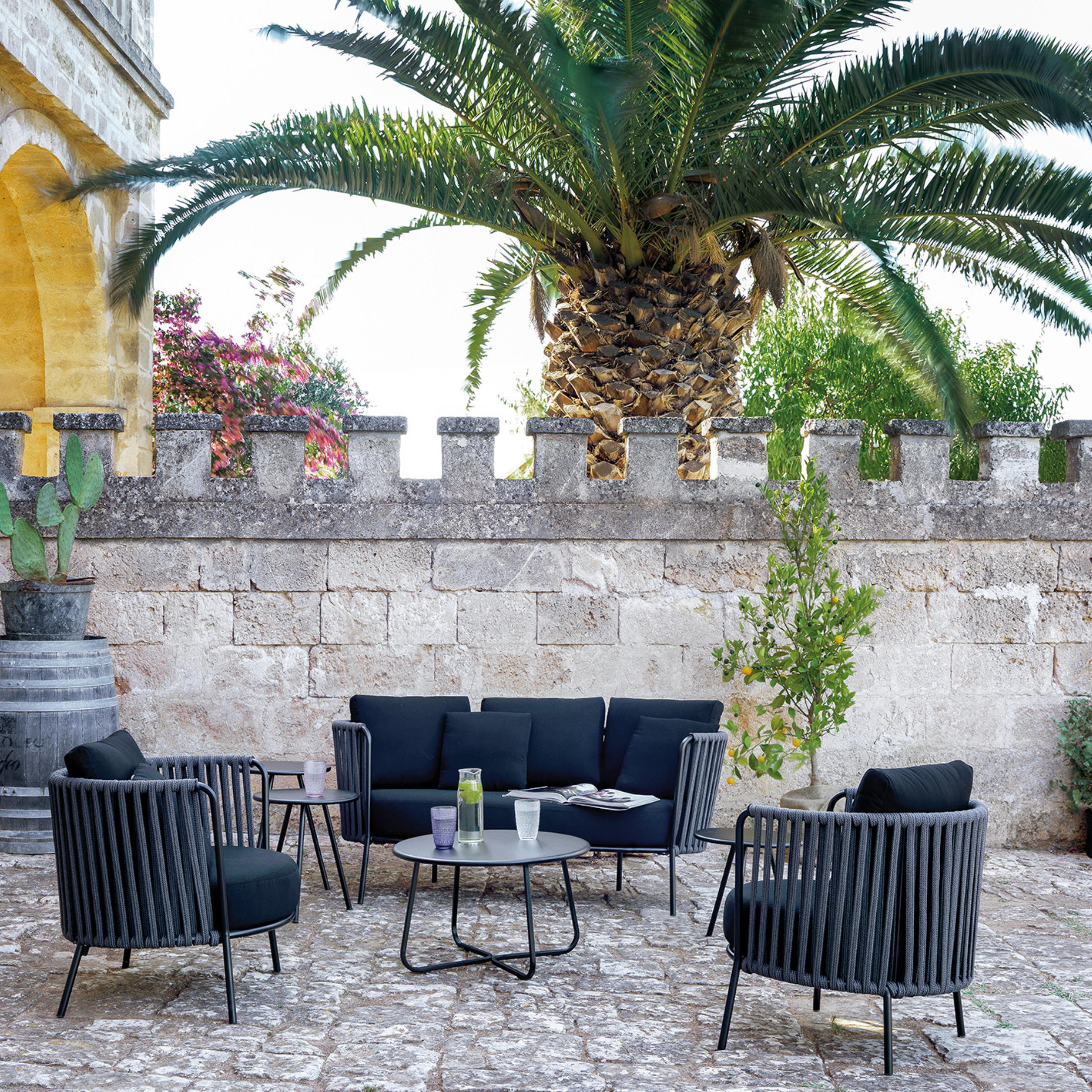 Poltrona bassa in corda e acciaio inox "Daisy Rope" sedia lounge da giardino cm 74x74 69h