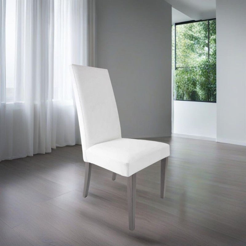 Set di sedie da pranzo "Nancy" imbottite in ecopelle con gambe in legno cm 47x47 101h - MondoViro