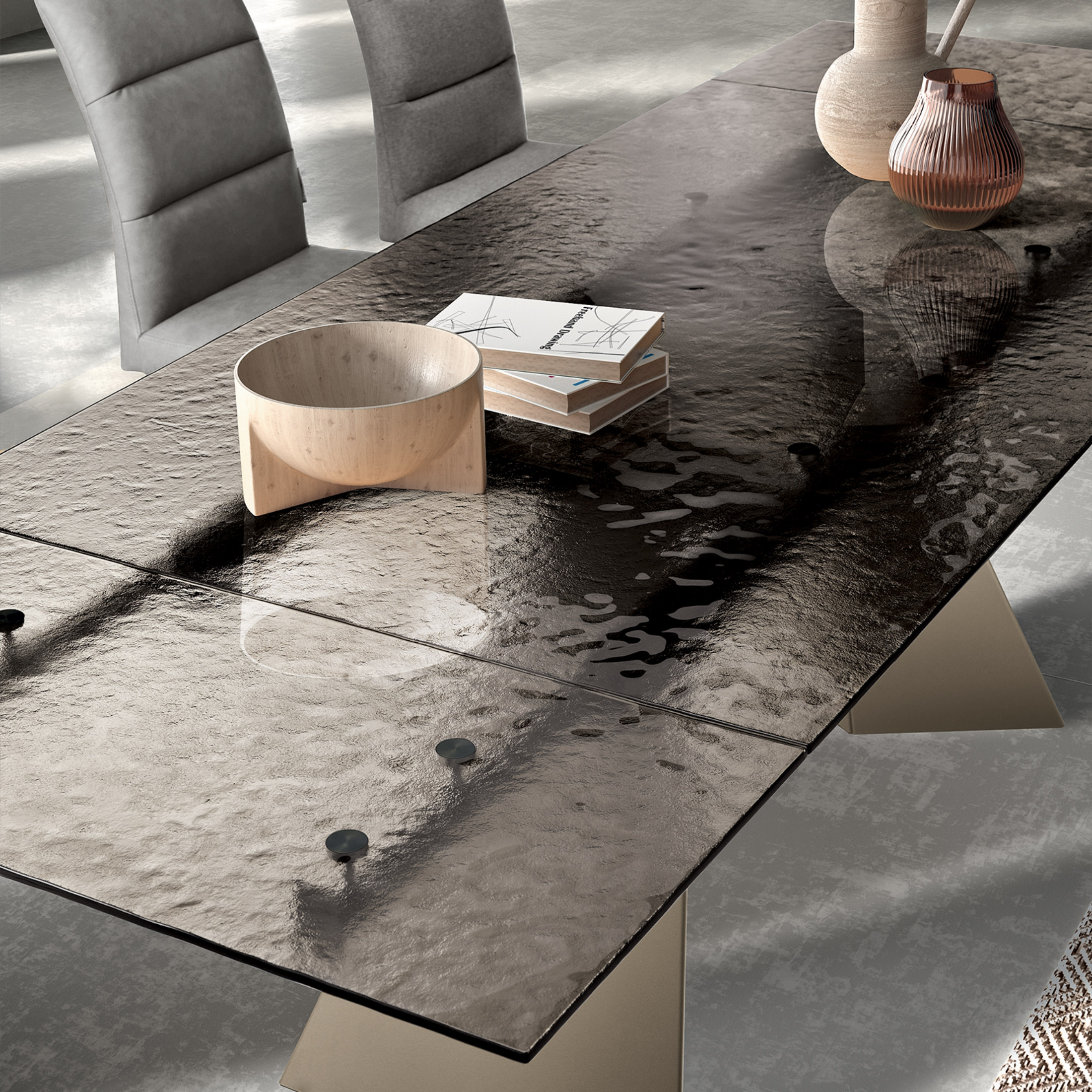 Tavolo allungabile da pranzo "Rubino" con piano in vetro martellato