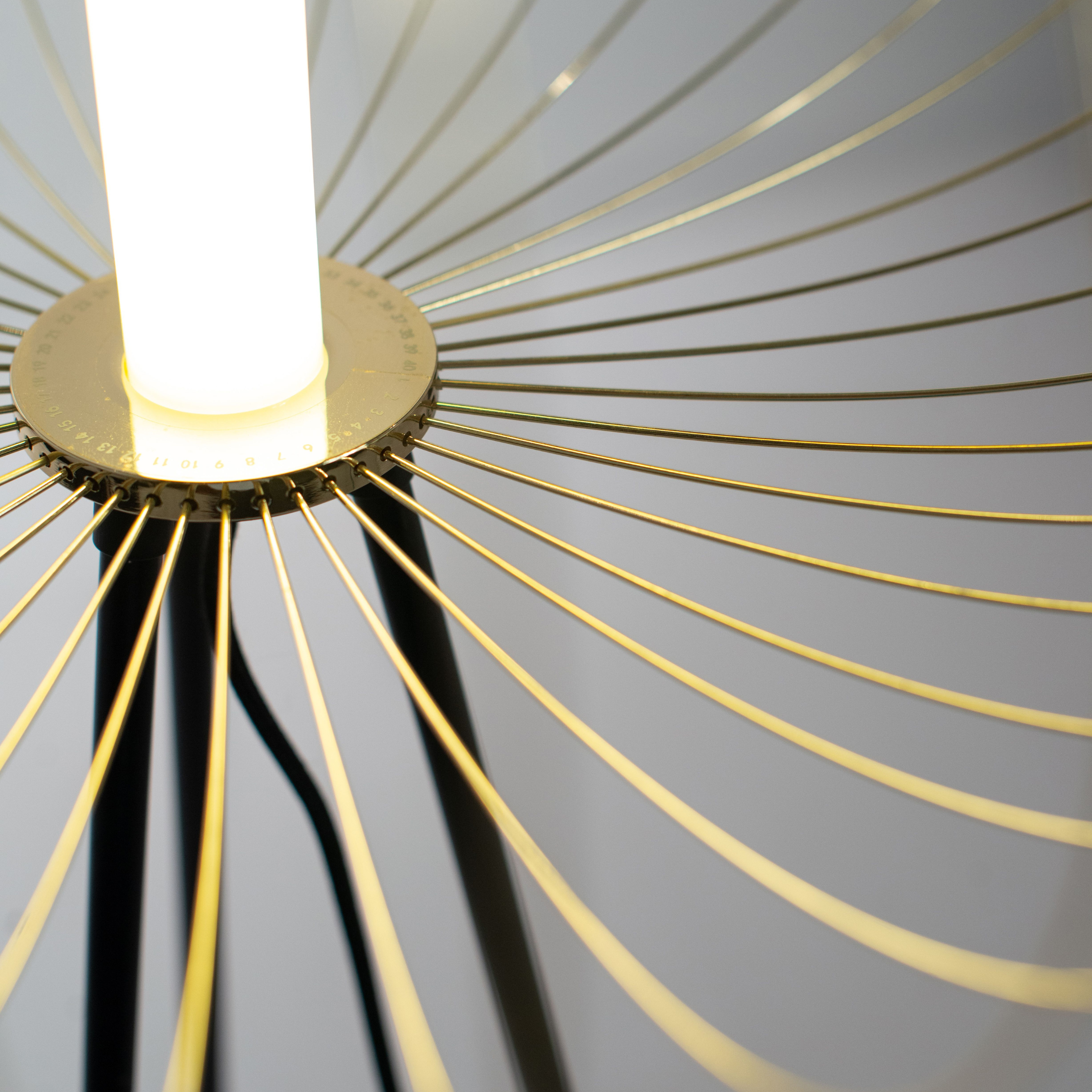 Lampada LED con paralume in acciaio "Jaula" da terra tavolo e sospesa