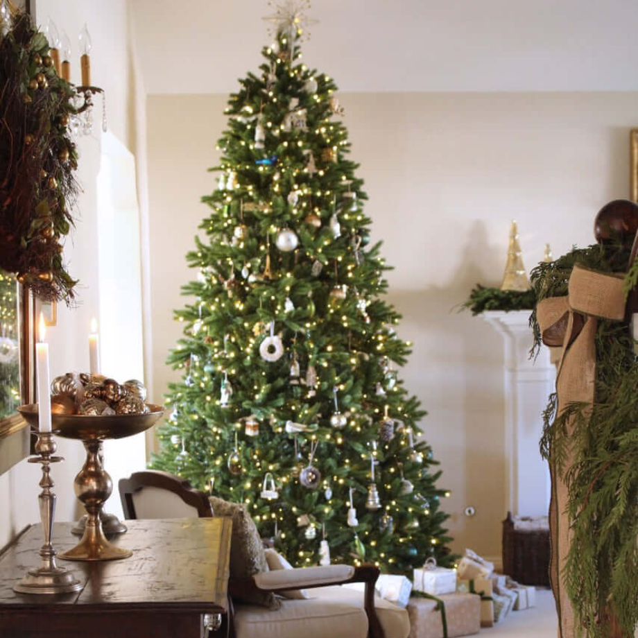 Albero di Natale "North Star" 100 % moderno in PE effetto Real Touch di altissima qualità