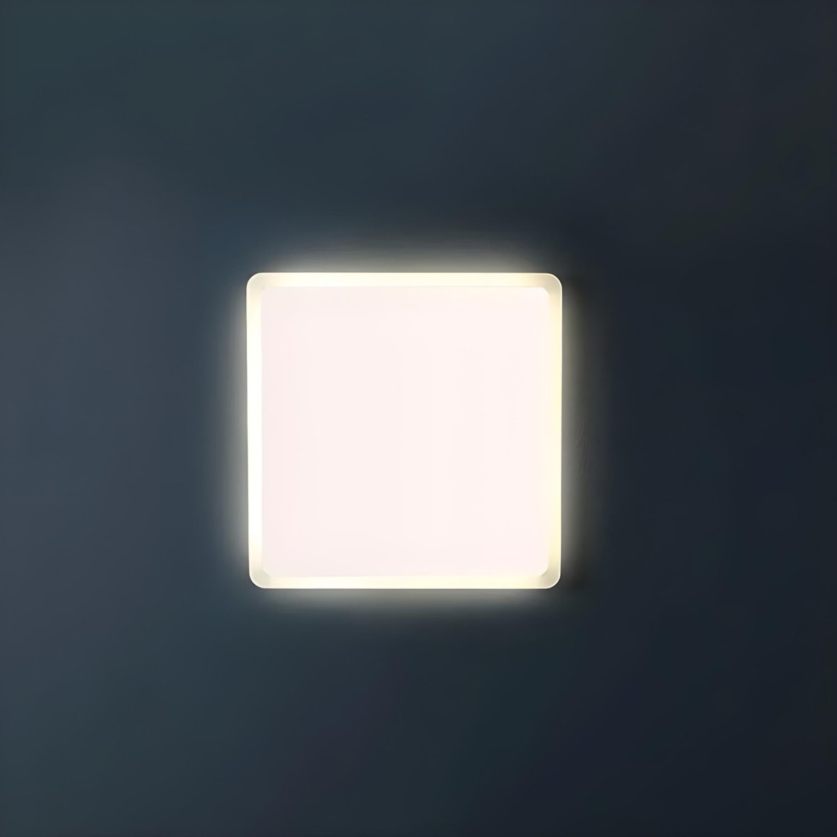 Specchio a led stondato da bagno "Dallas" con cornice illuminata - MondoViro