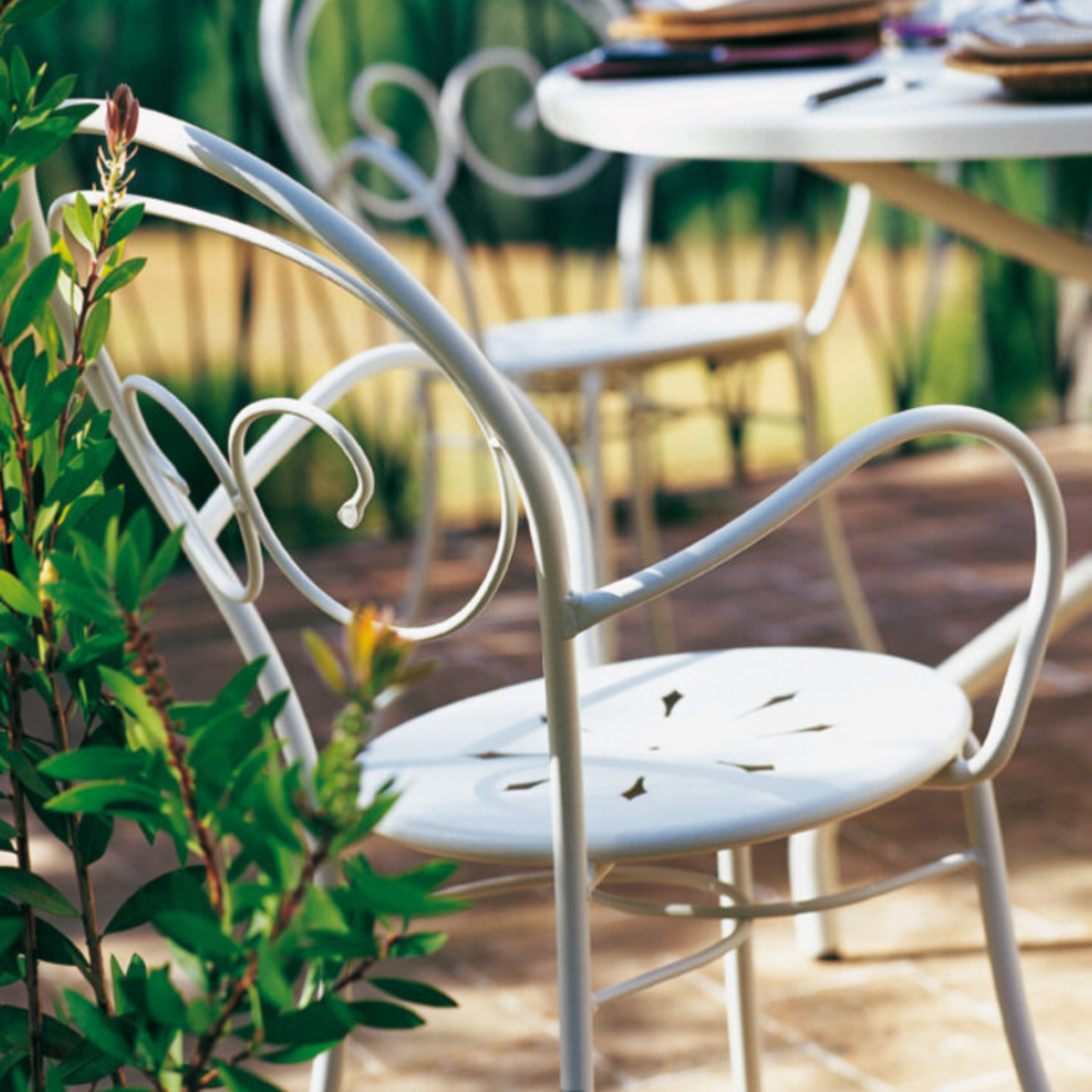 Set di sedie in metallo verniciato "Mimmo" impilabili da giardino cm 51x52 89h