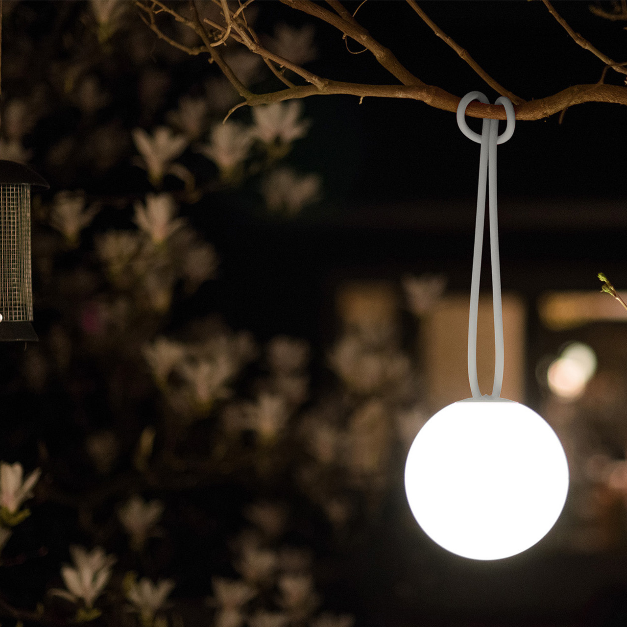 Set di 2 lampade led sospese a batteria "Bolleke" in HDPE con gancio in gomma cm 20x20