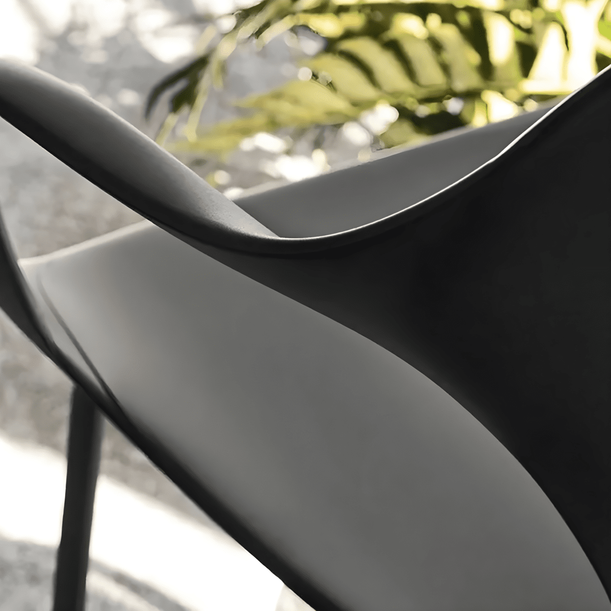 Set di sedie moderne "Ops" in metallo verniciato e polipropilene riciclato - MondoViro