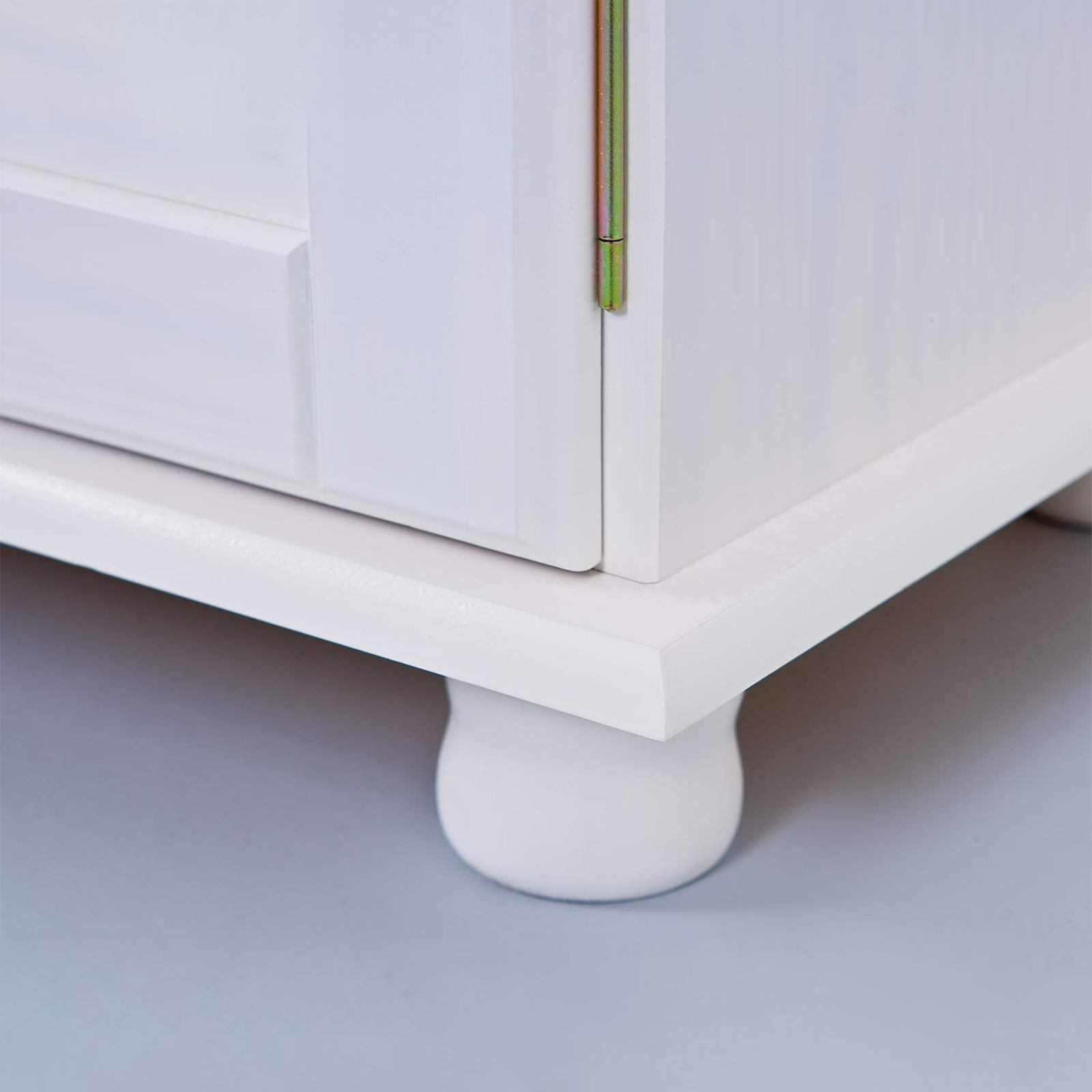 Credenza in legno massello bianco venato "Valencia" con vano a giorno h 198 cm