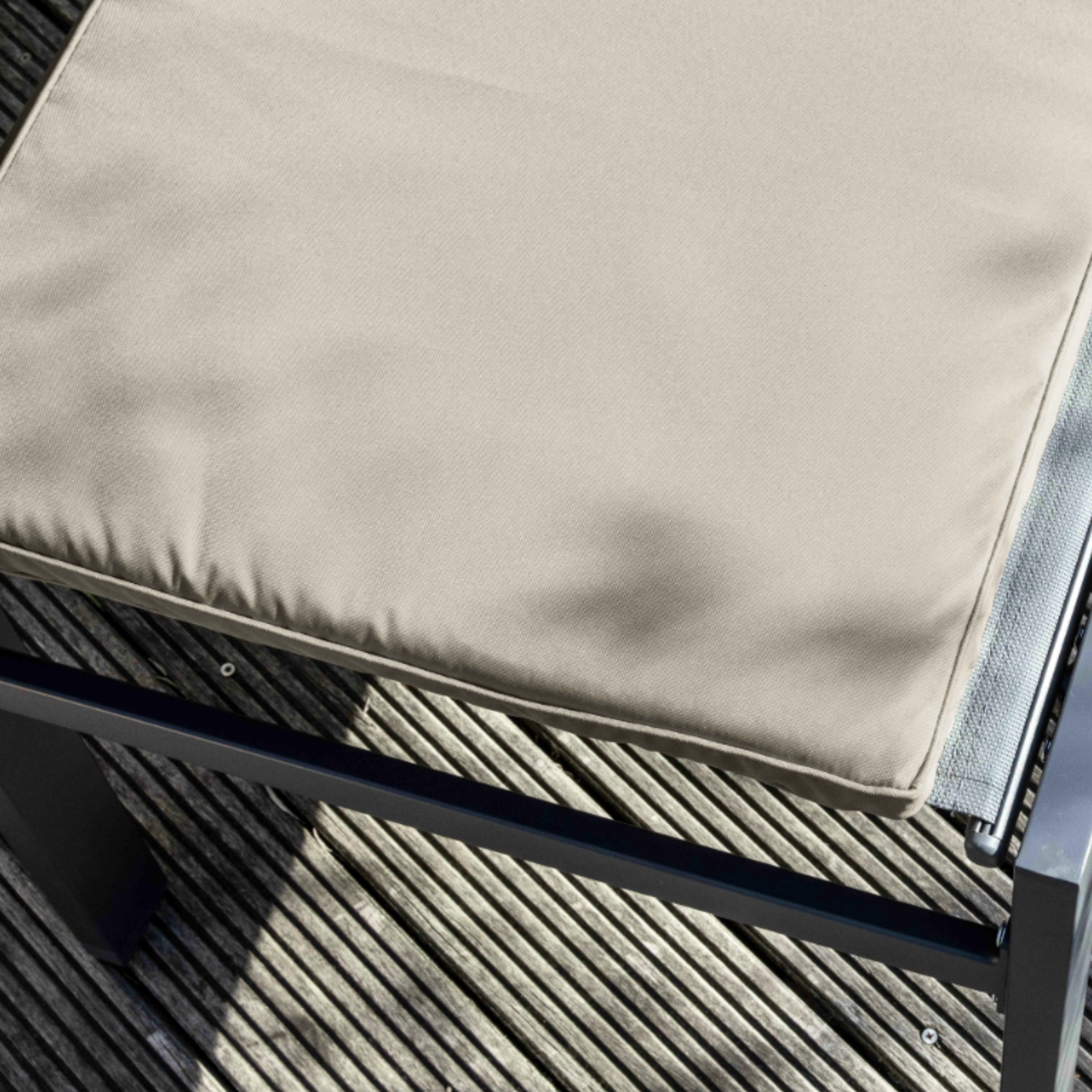 Cuscino per lettino sfoderabile e idrorepellente con volant zip e stringhe