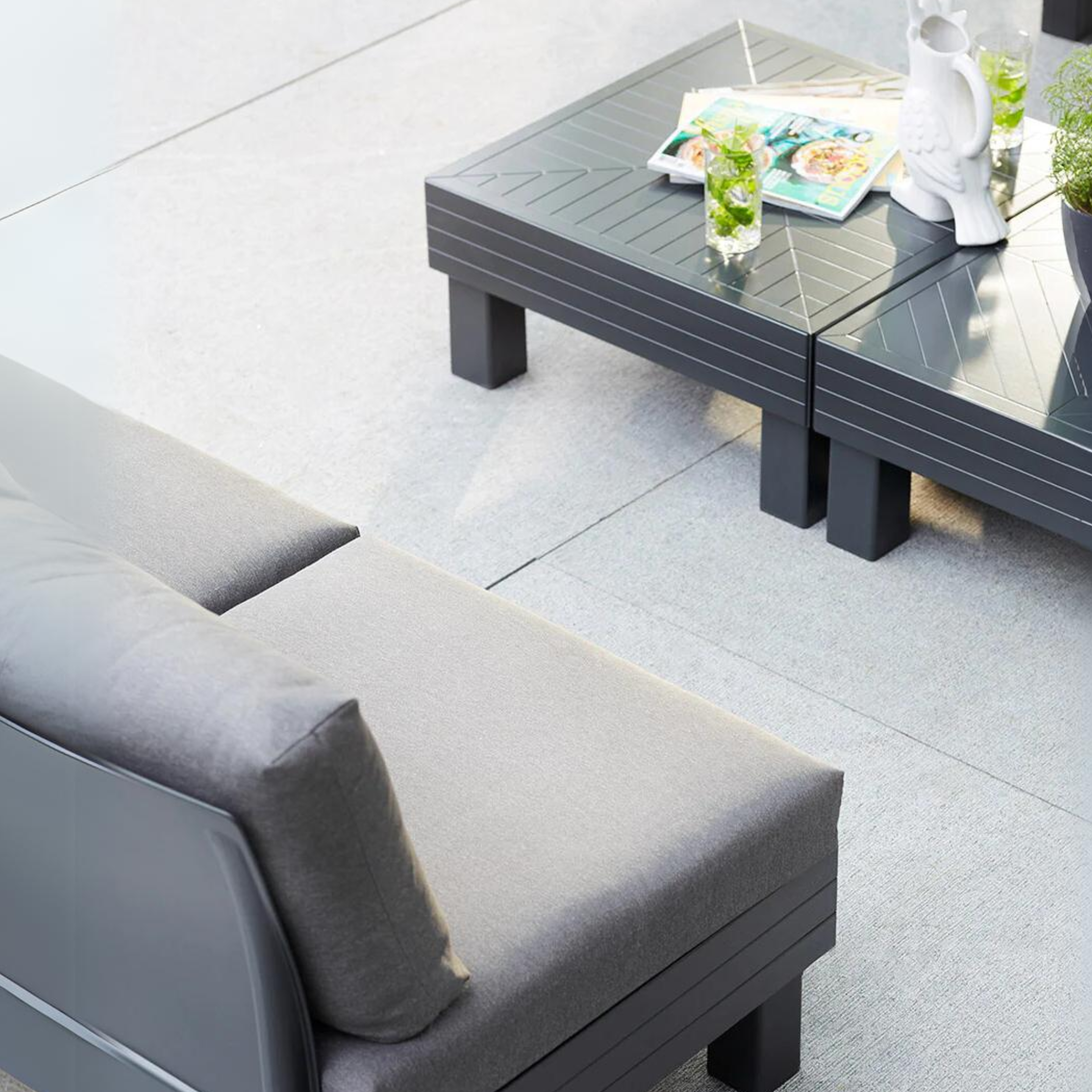 Set da giardino 5 posti "Elements" divano 2 poltrone e 1 tavolino modulare