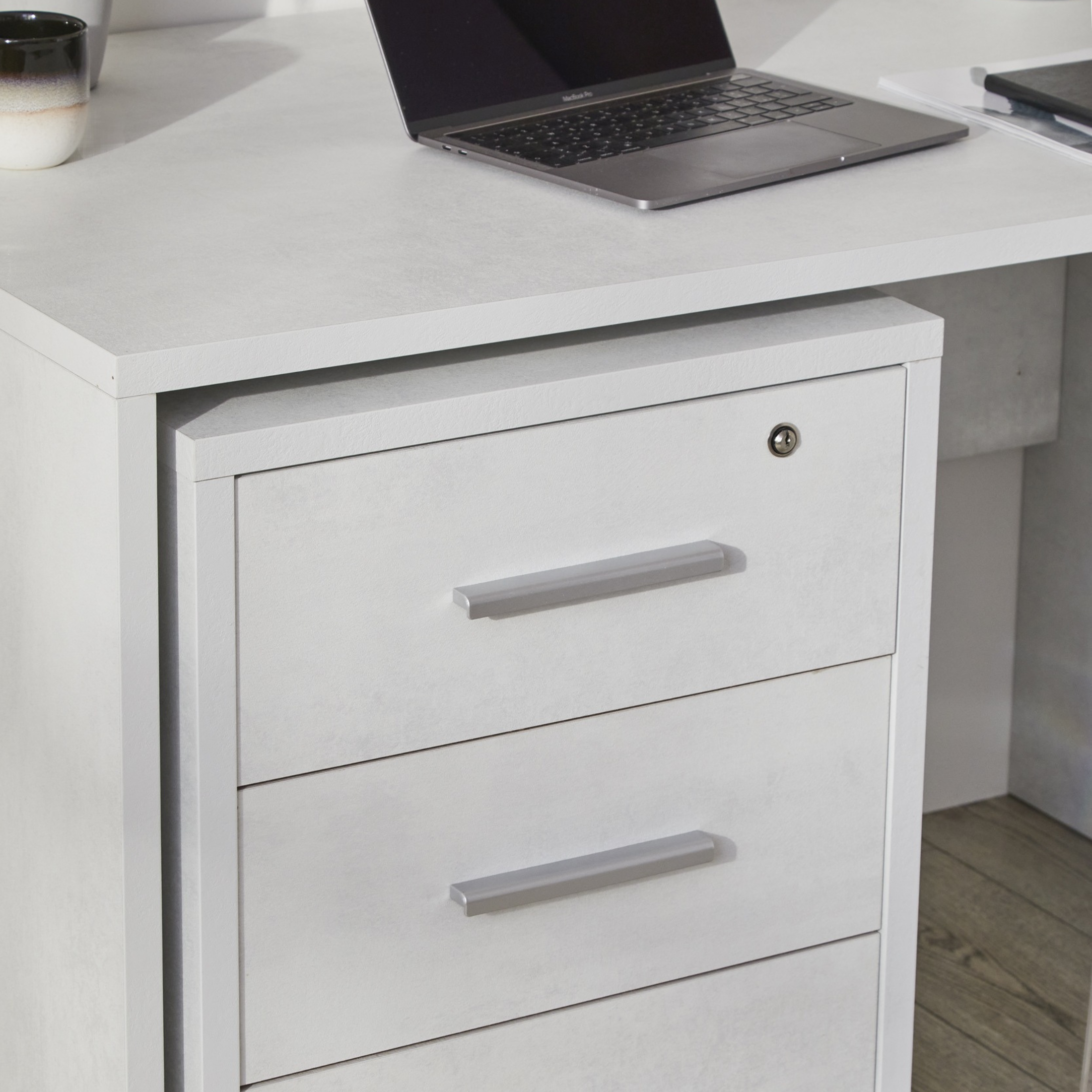 Scrivania ufficio in legno "Giorgia" rettangolare per studio cm 120x69 76h