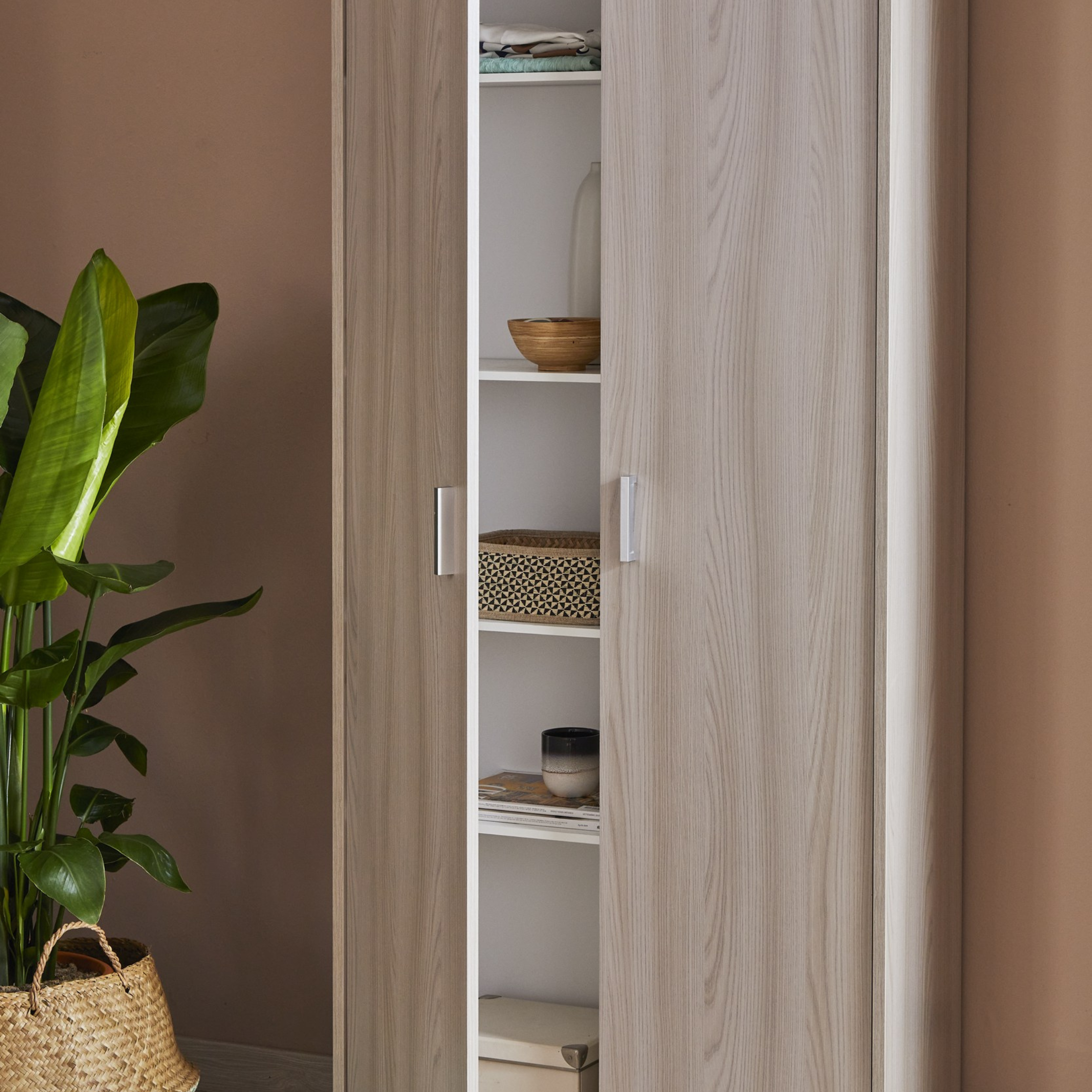 Mobile 2 ante in legno con piedini "Venere1" armadio moderno cm 83x29 190h