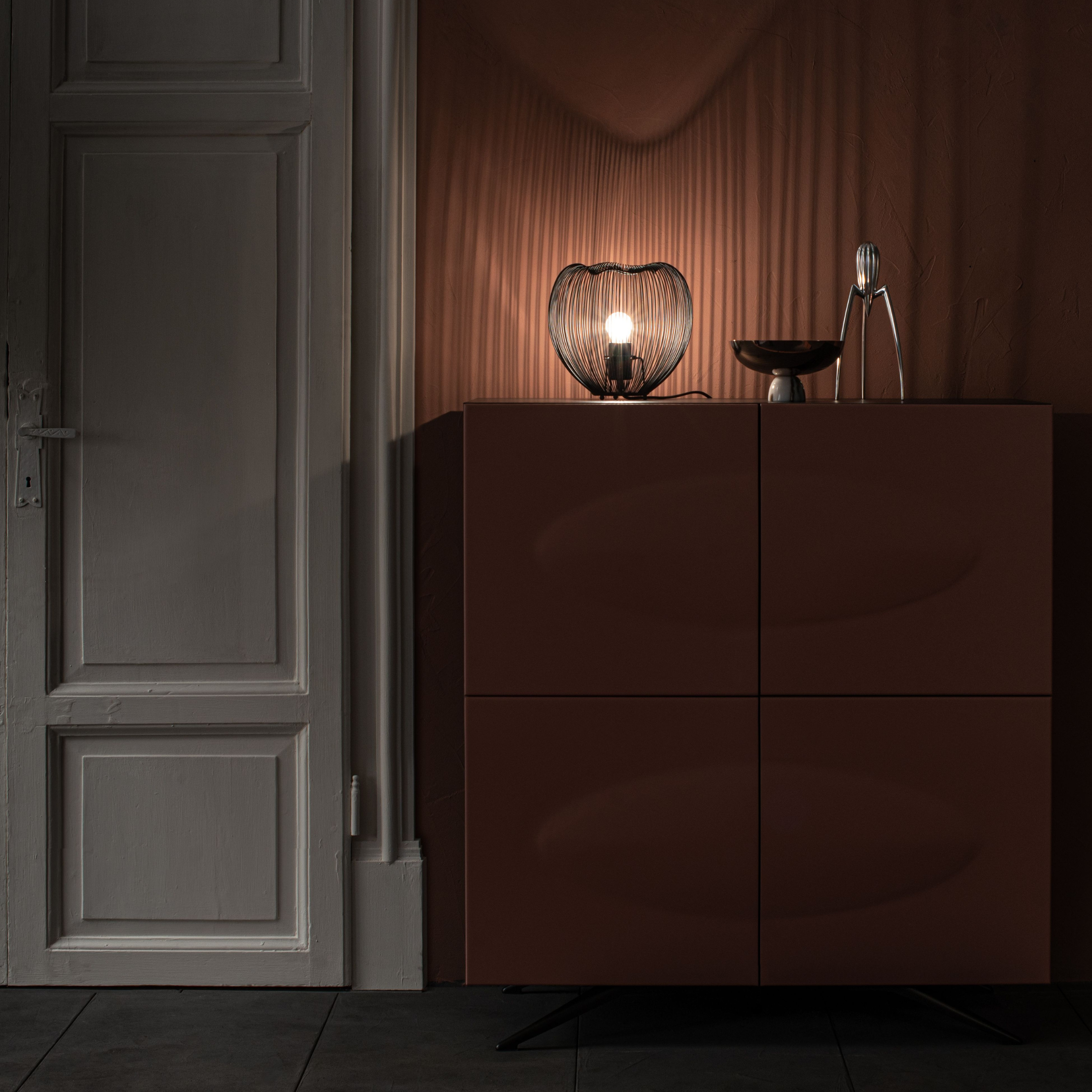 Lampada con paralume in metallo "Sirio" sospesa e da tavolo