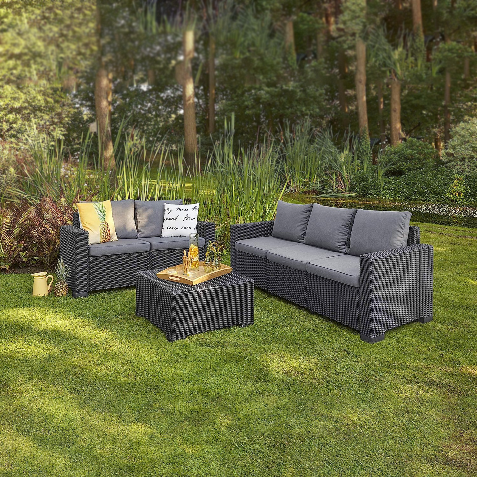 Tavolino basso da giardino "California" in resina rattan quadrato con cuscino cm 68x68 35h