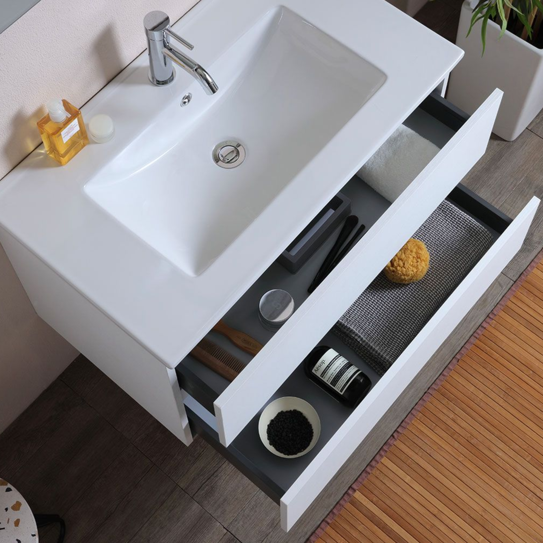 Mobile da bagno bianco "Belize80" sospeso con due cassetti e lavabo in ceramica