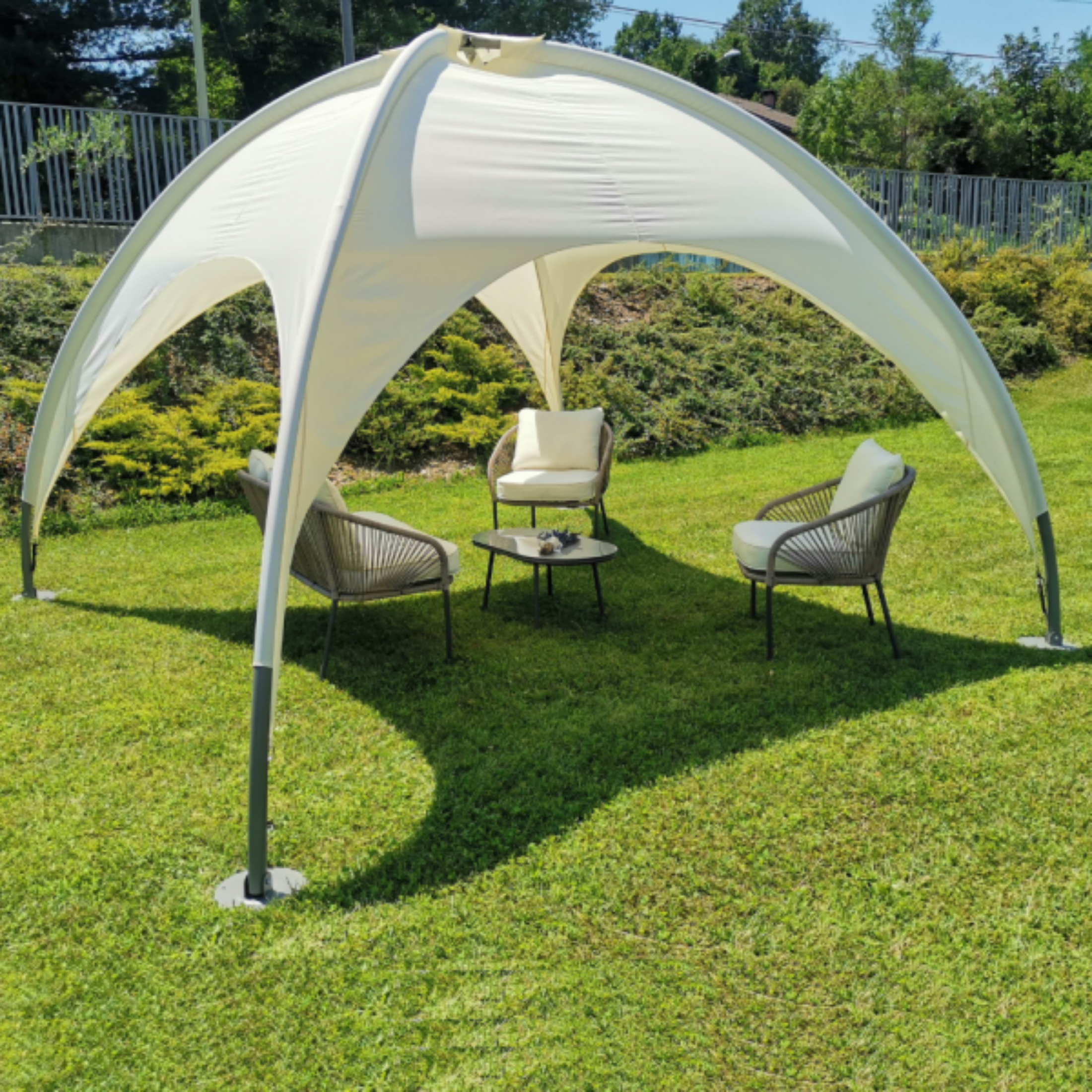 Gazebo per giardino "Igloo" in acciaio e telone écru cm 350x350 275h