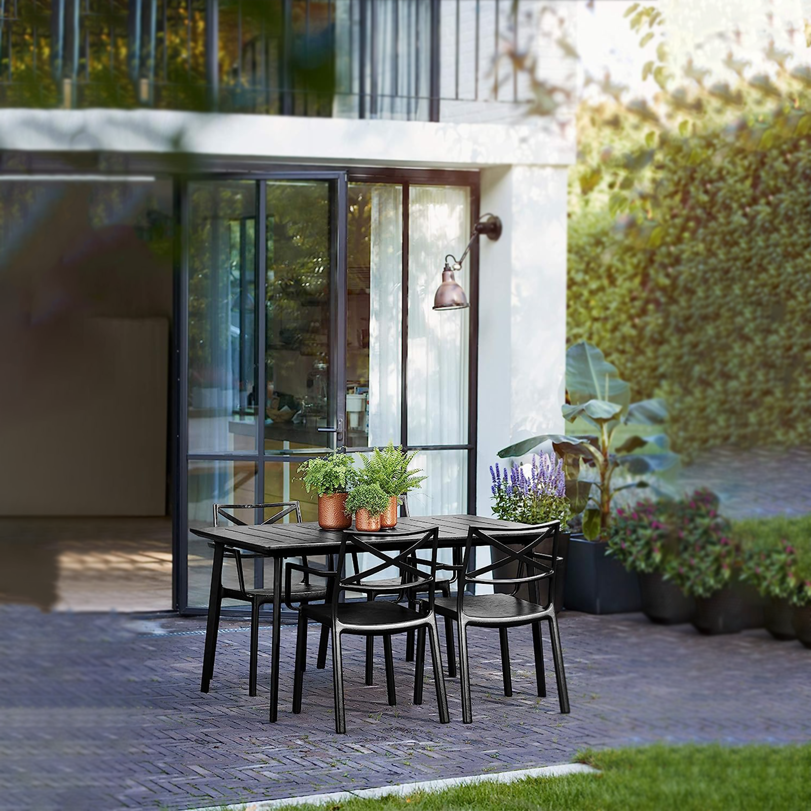 Tavolo da pranzo in resina "Cast Iron" piano effetto ghisa per giardino cm 150x90 74h