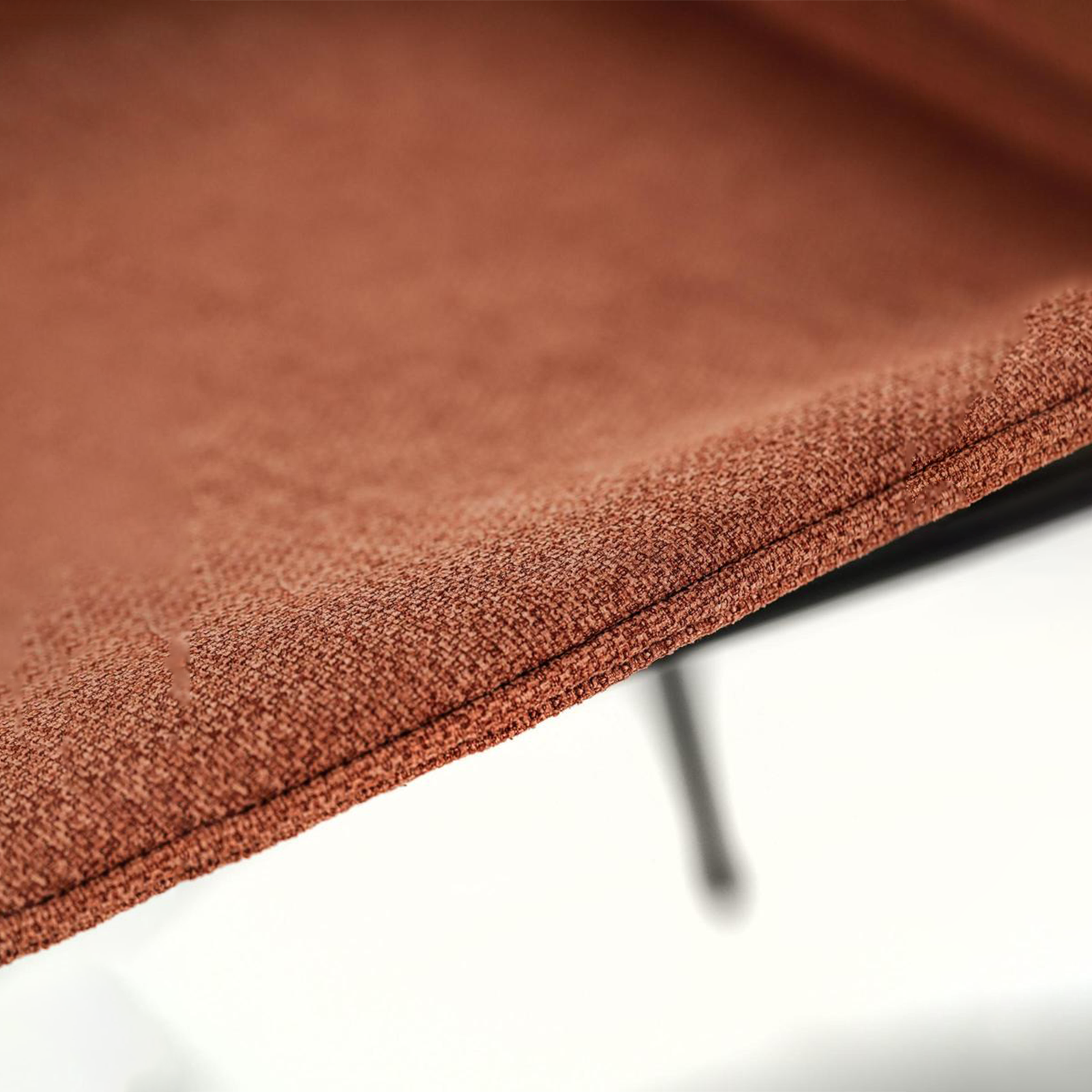 Set di sedie da pranzo in tessuto "Sami" con gambe in metallo verniciato eleganti moderne