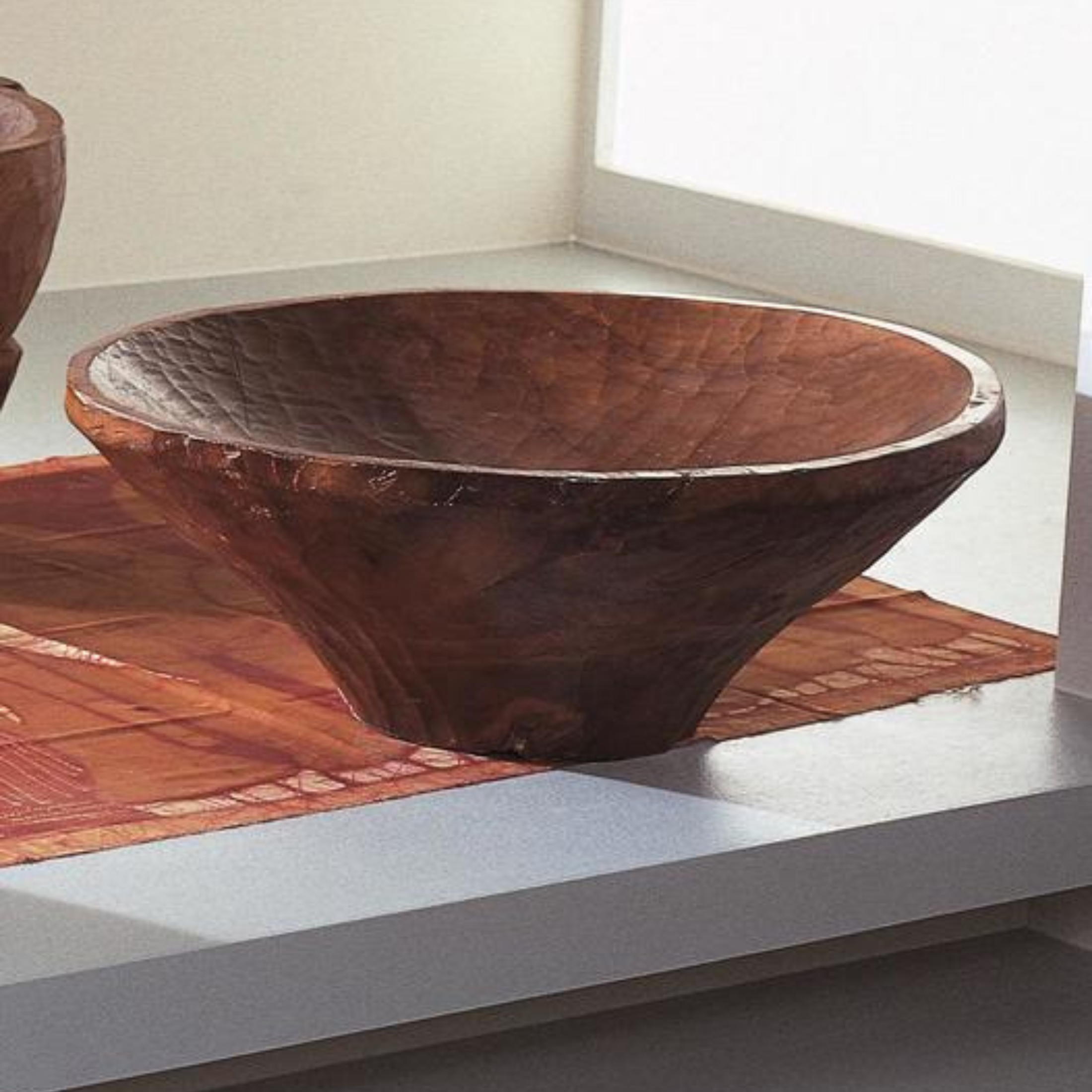 Ciotola tonda in legno "Ciotola1" intagliata a mano cm 75x75 29h