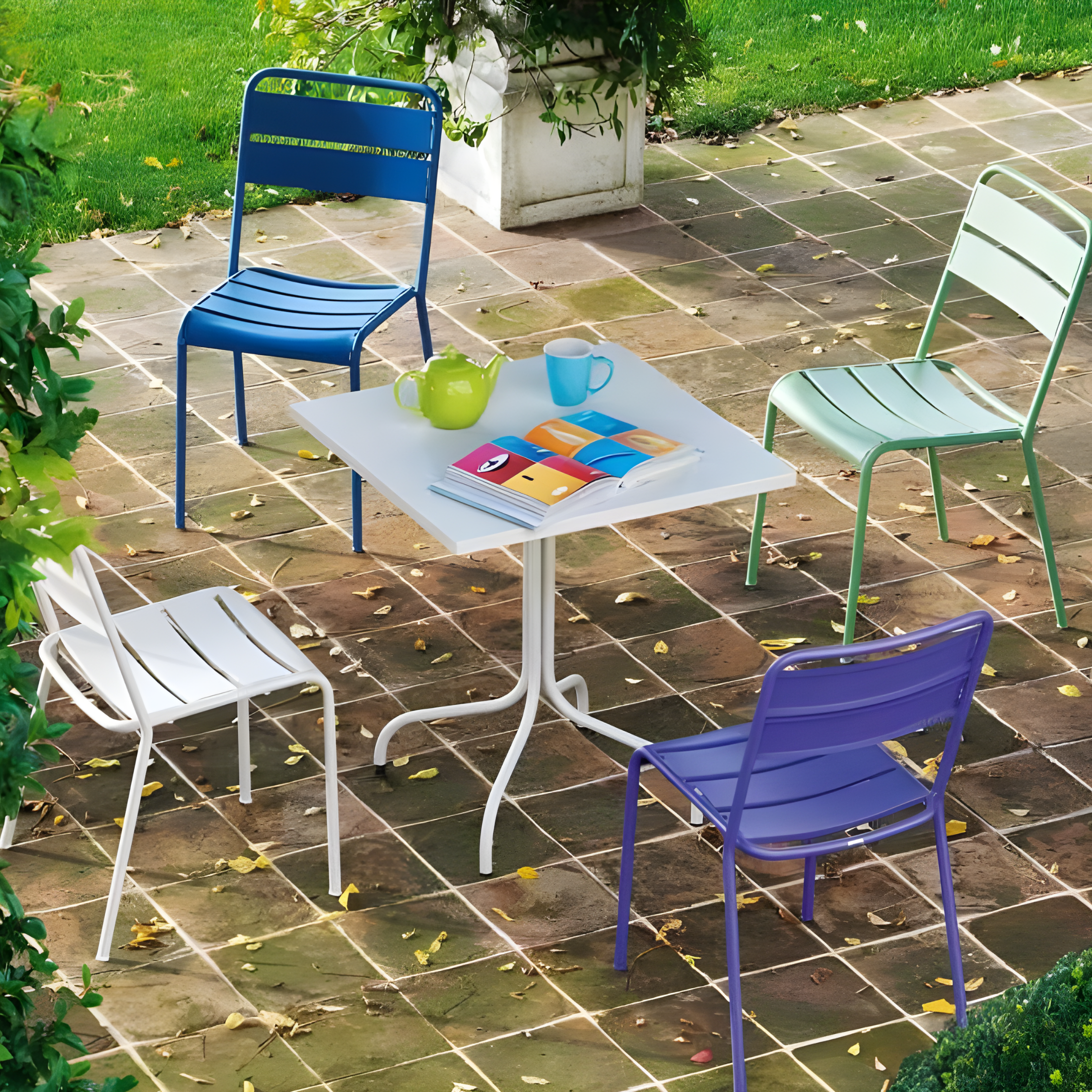 Set di sedie da giardino in metallo verniciato "Twist" moderne ed impilabili cm 45x57 86h