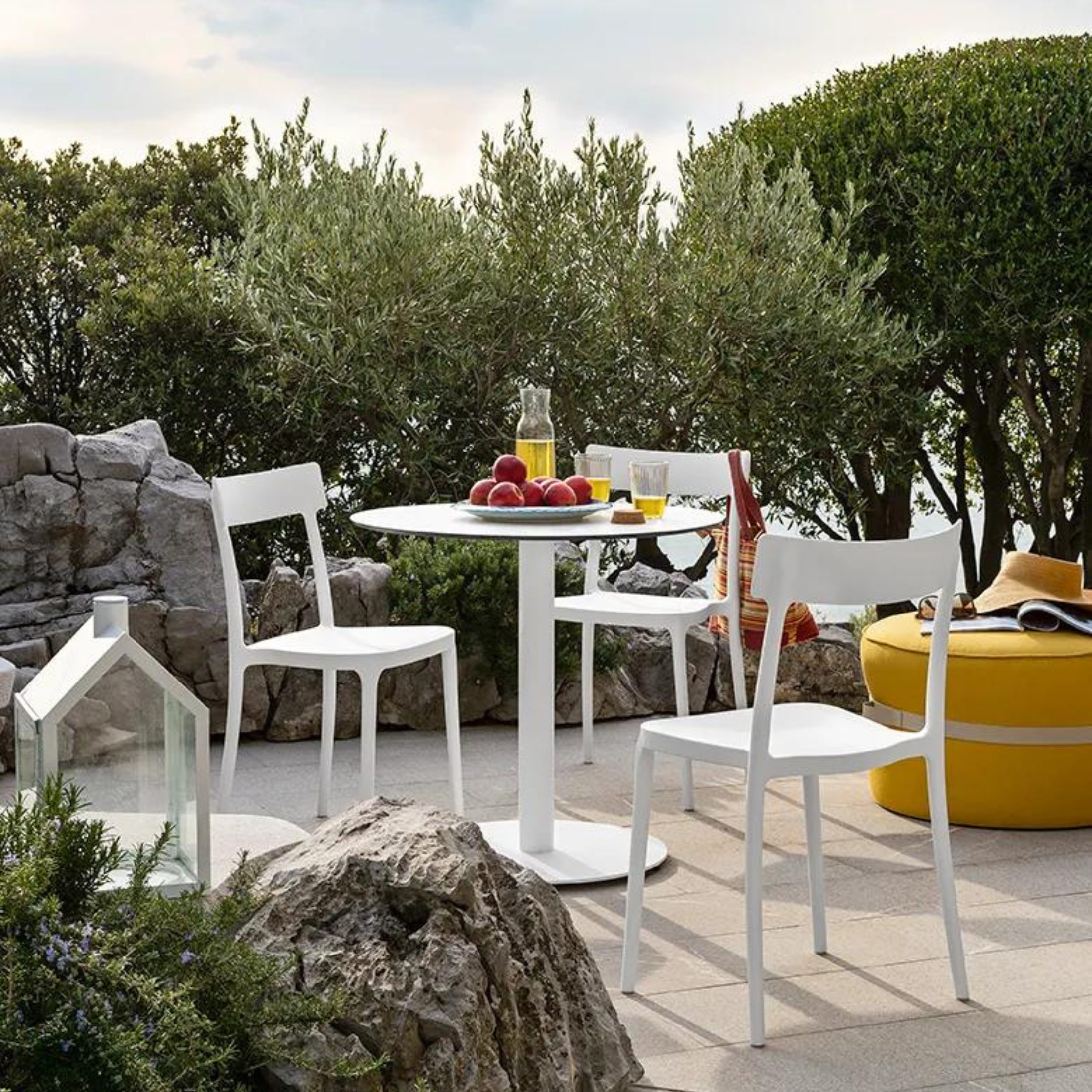 Set di sedie moderne in polipropilene impilabili "Argo" da soggiorno cm 48x47 82h