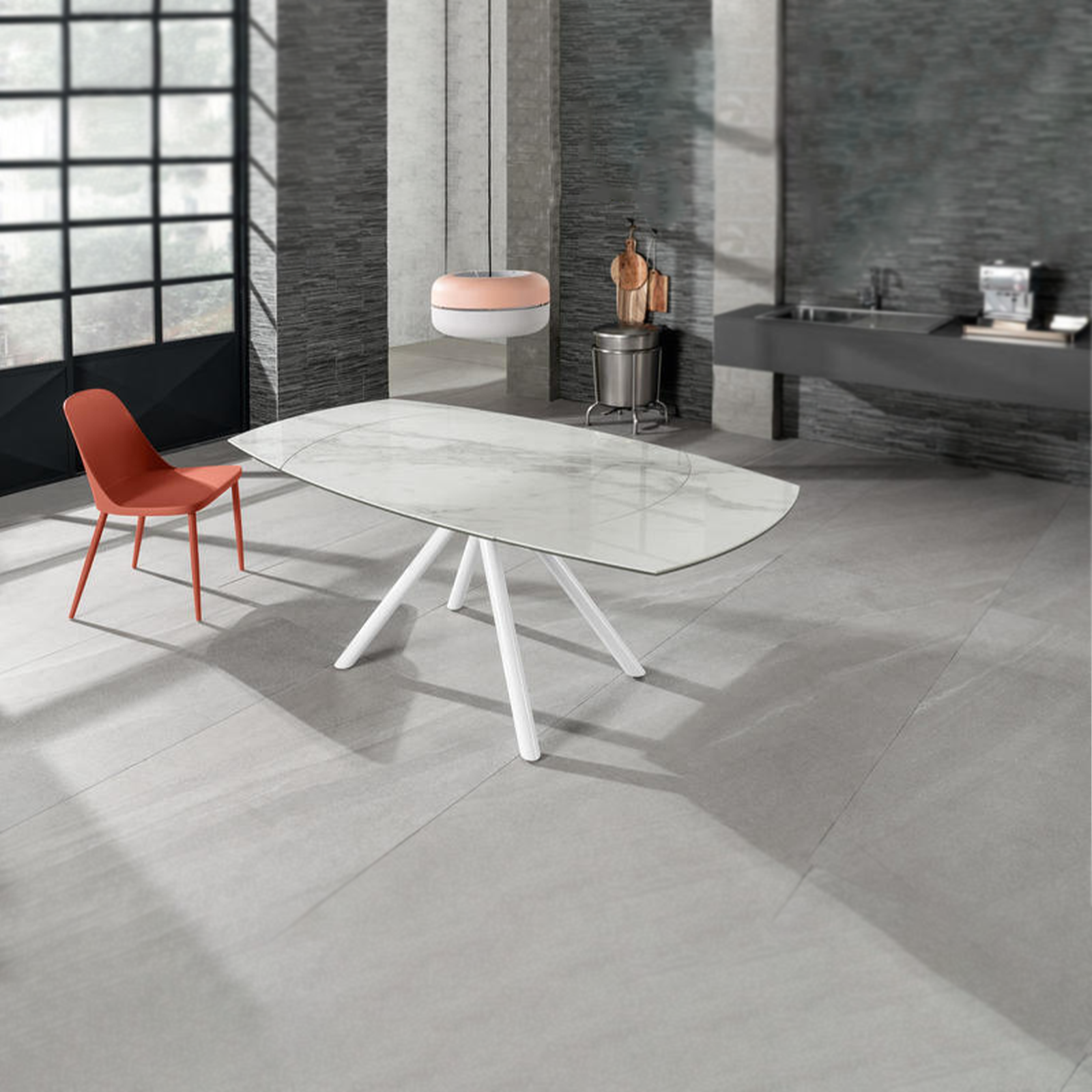 Tavolo allungabile moderno "Atmosphera" con piano in ceramica struttura in metallo verniciato