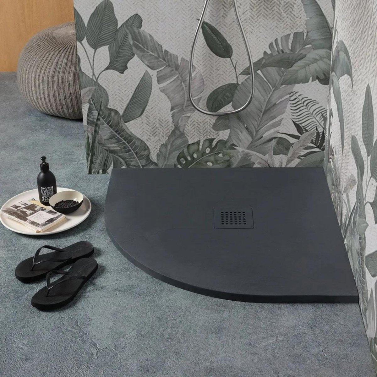 Piatto doccia semicircolare "Milano" in resina effetto pietra antiscivolo - MondoViro