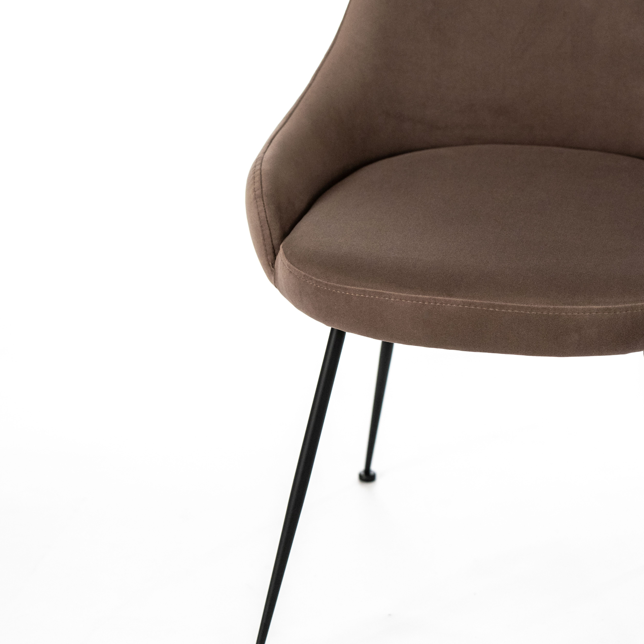 Sedia moderna imbottita "Alyssa" effetto velluto cm 49,5x48,5 80h