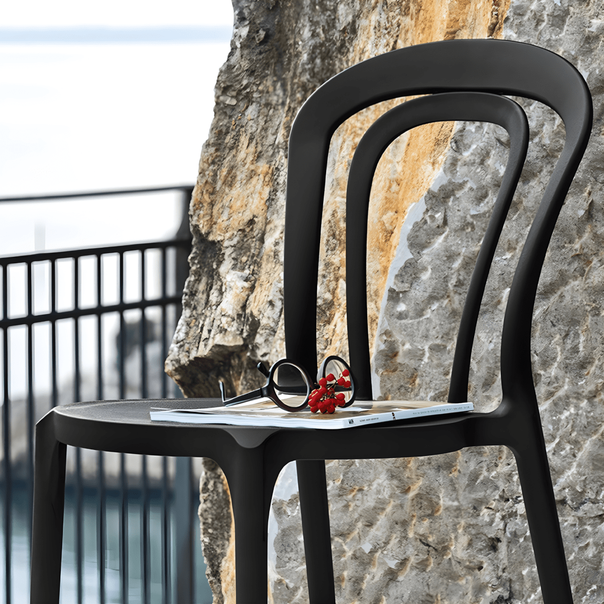 Set di sedie moderne "Caffè" in polipropilene impilabili per esterno e interno cm 53x53 83h - MondoViro