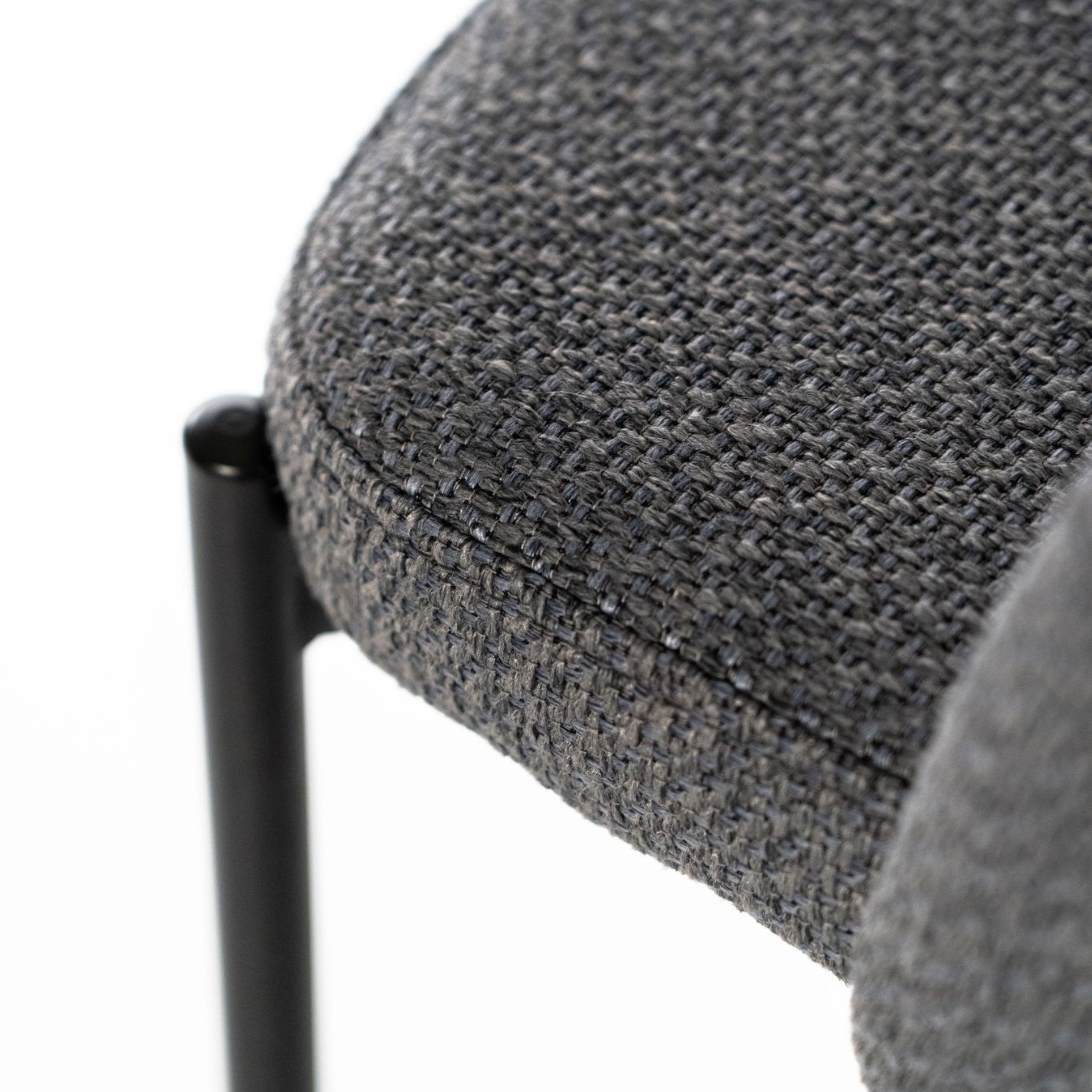 Set di sgabelli alti "Alan" in tessuto imbottiti con poggiapiedi cm 52x50 98h