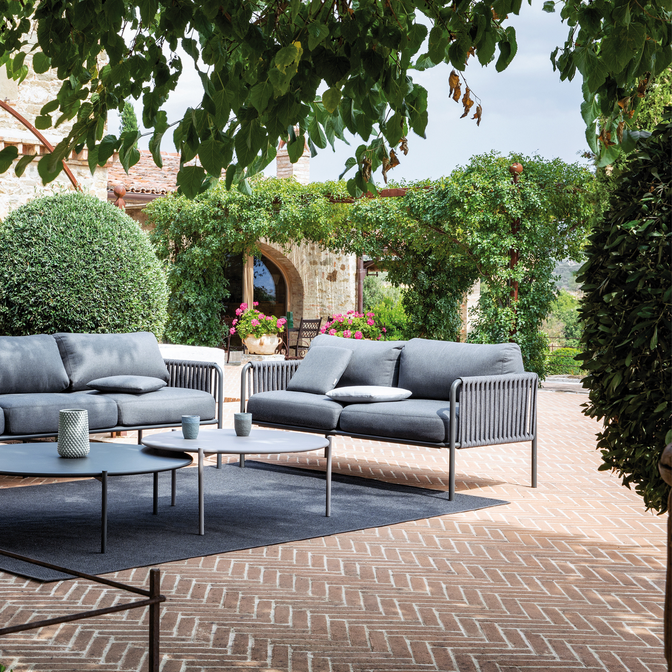 Divano 3 posti con schienale in corda "Key West3" con cuscini cm 240x83 78h