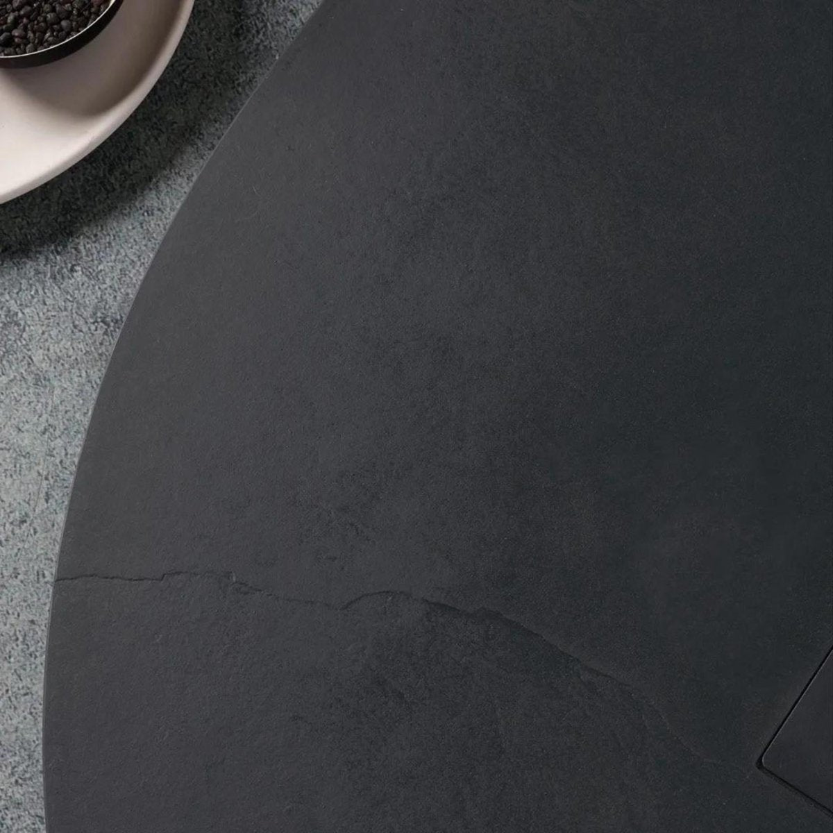 Piatto doccia semicircolare "Milano" in resina effetto pietra antiscivolo - MondoViro