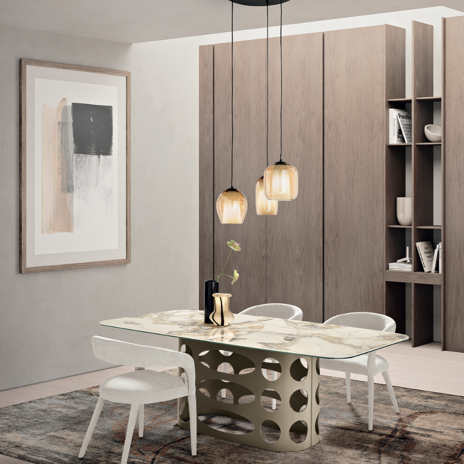 Tavolo fisso da pranzo "Core" con piano in ceramica effetto marmo lucido e base con trafori in metallo verniciato cm 210x110 75h