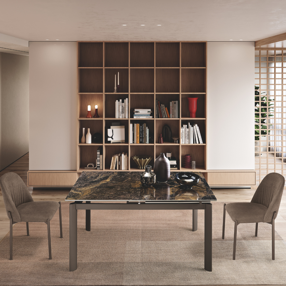 Tavolo allungabile "Strato" con piano in grès porcellanato effetto marmo