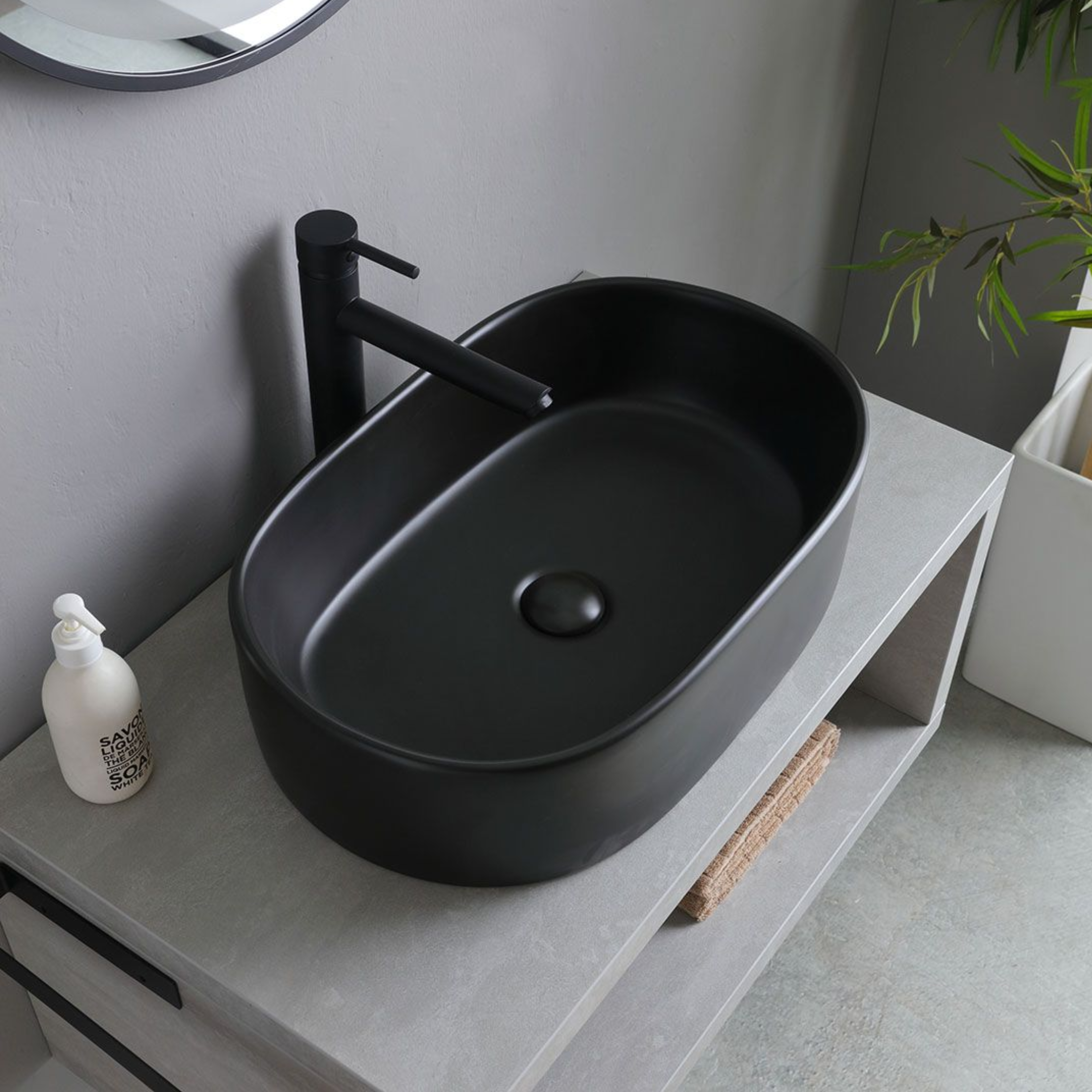 Mobile bagno sospeso grigio "Monaco" 80 cm con lavabo da appoggio nero opaco ovale e specchio tondo a led