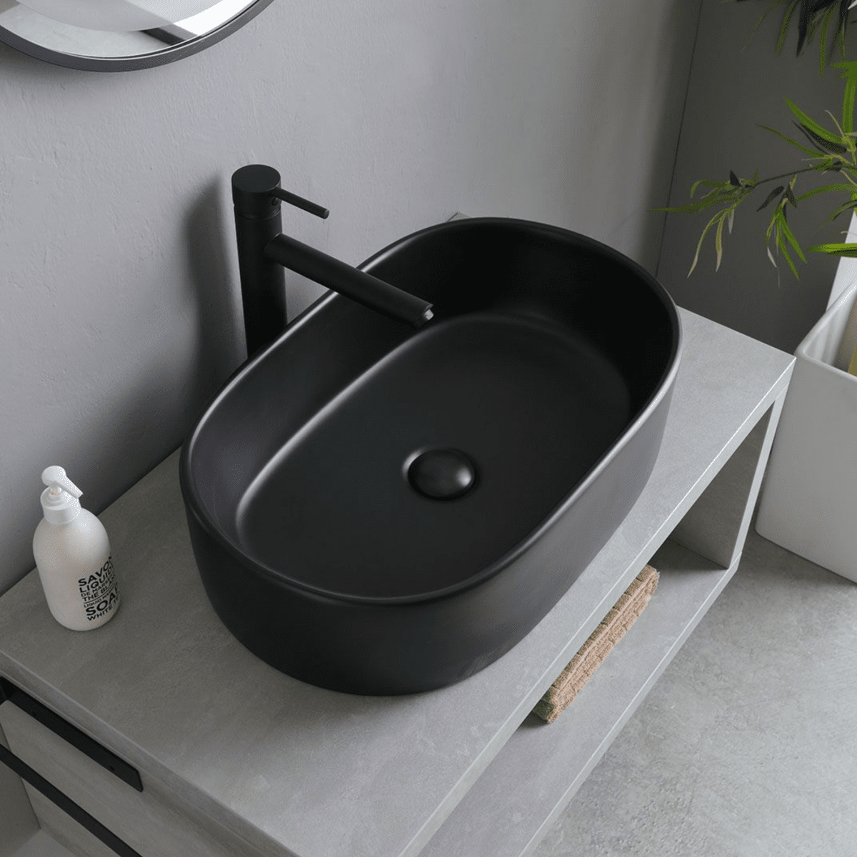 Mobile bagno sospeso grigio "Monaco" 80 cm con lavabo da appoggio nero opaco ovale e specchio tondo a led - MondoViro