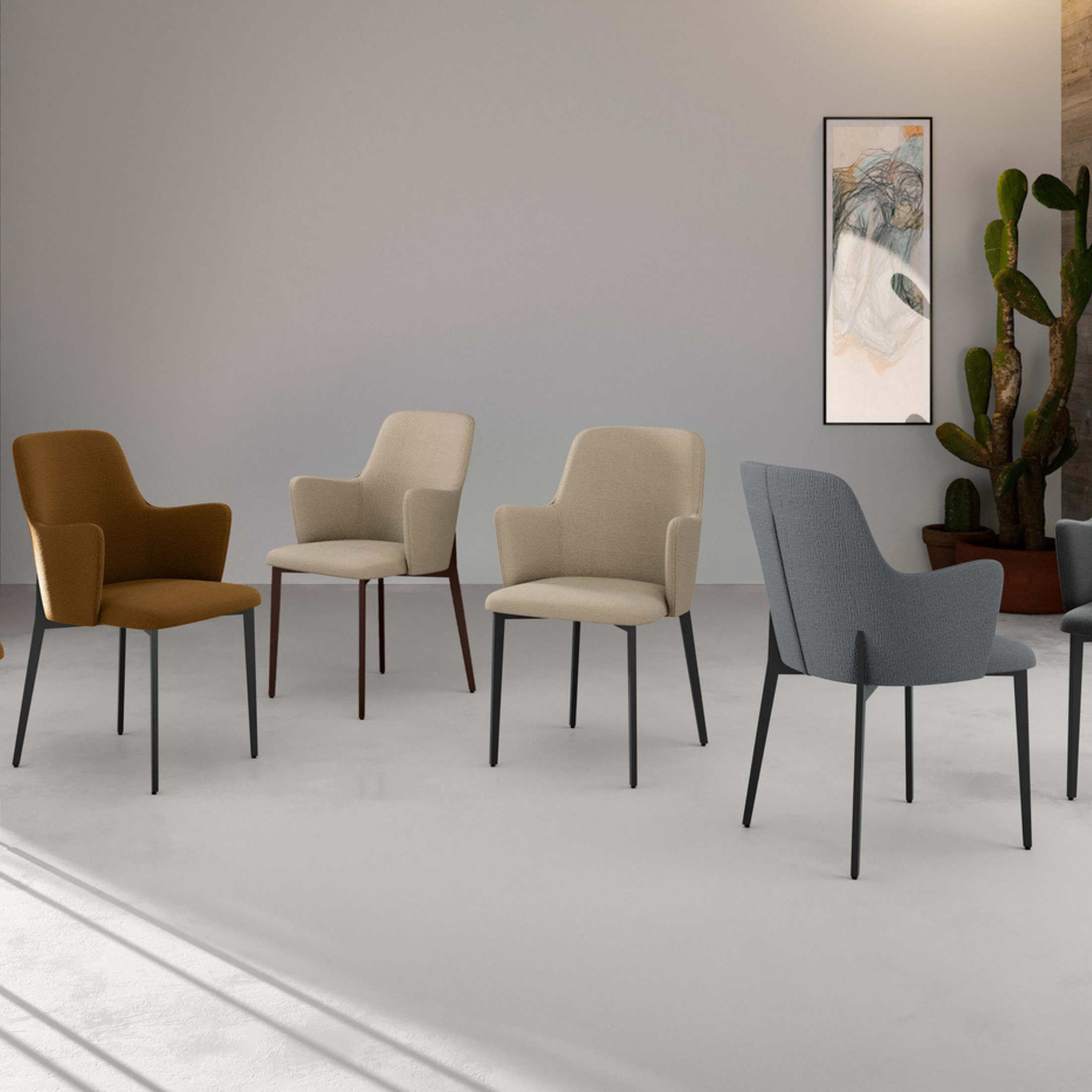 Set di 4 sedie in tessuto "Bloc" con braccioli e struttura in metallo verniciato bronzo