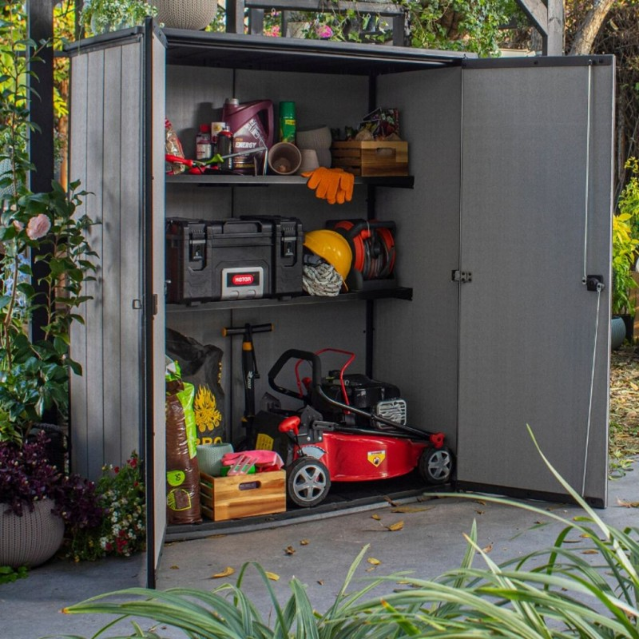 Armadio porta attrezzi da esterno "Compact" a 2 ripiani cm 140x73,6 170,4h