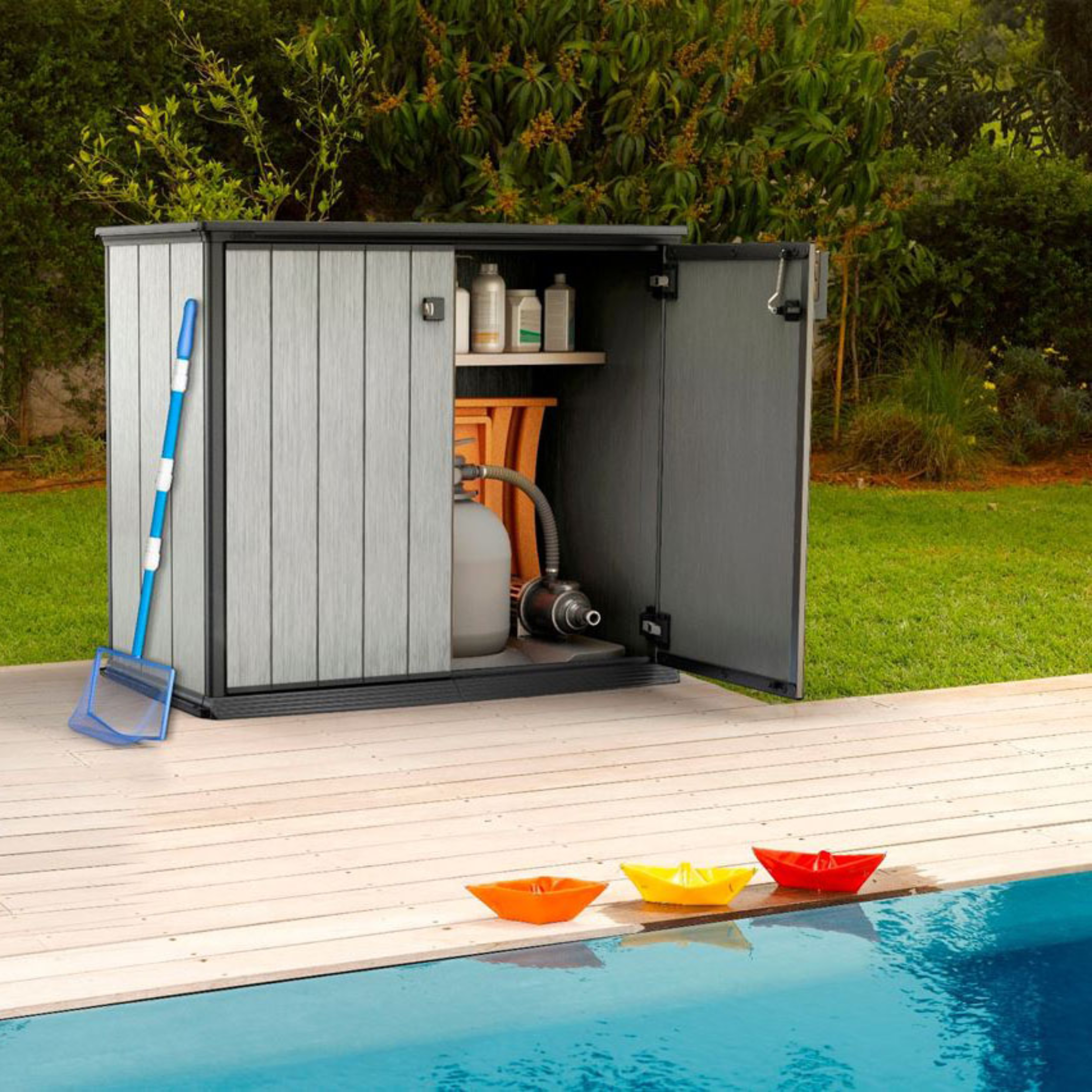 Baule porta attrezzi "Patio" in resina verniciabile capiente cm 139,5x77 120h