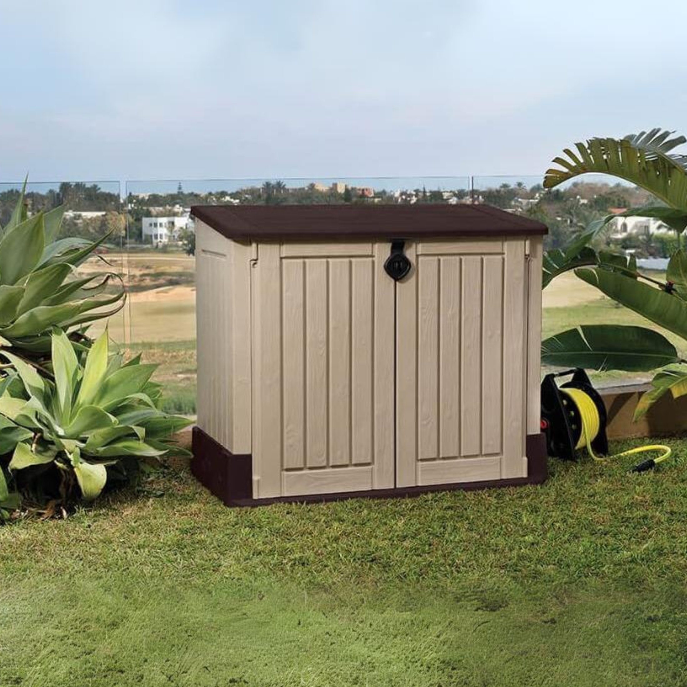 Baule in resina da esterno "Midi" beige effetto legno cm 132x71,5 113,5h