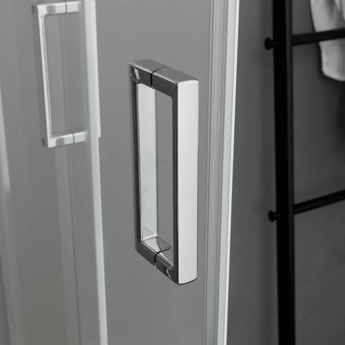 Box doccia angolare scorrevole "Lima" in cristallo e alluminio cromato h 185 cm - MondoViro