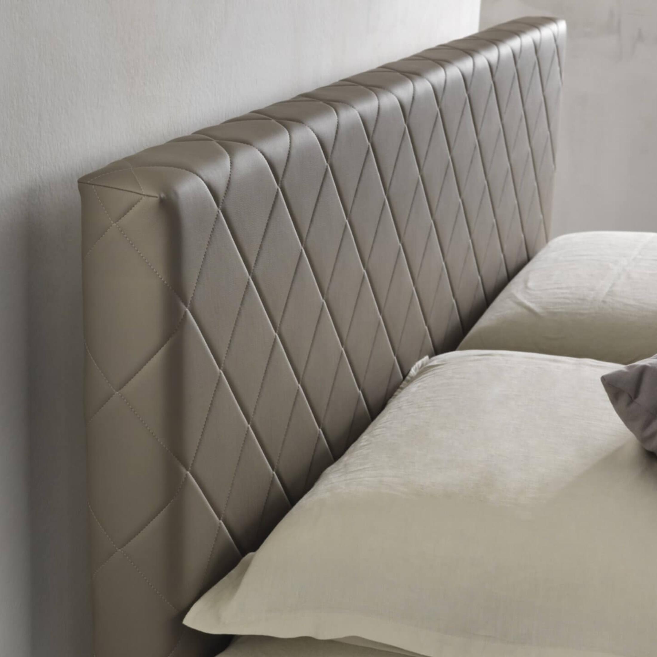 Letto contenitore "Rio" in pelle vegan