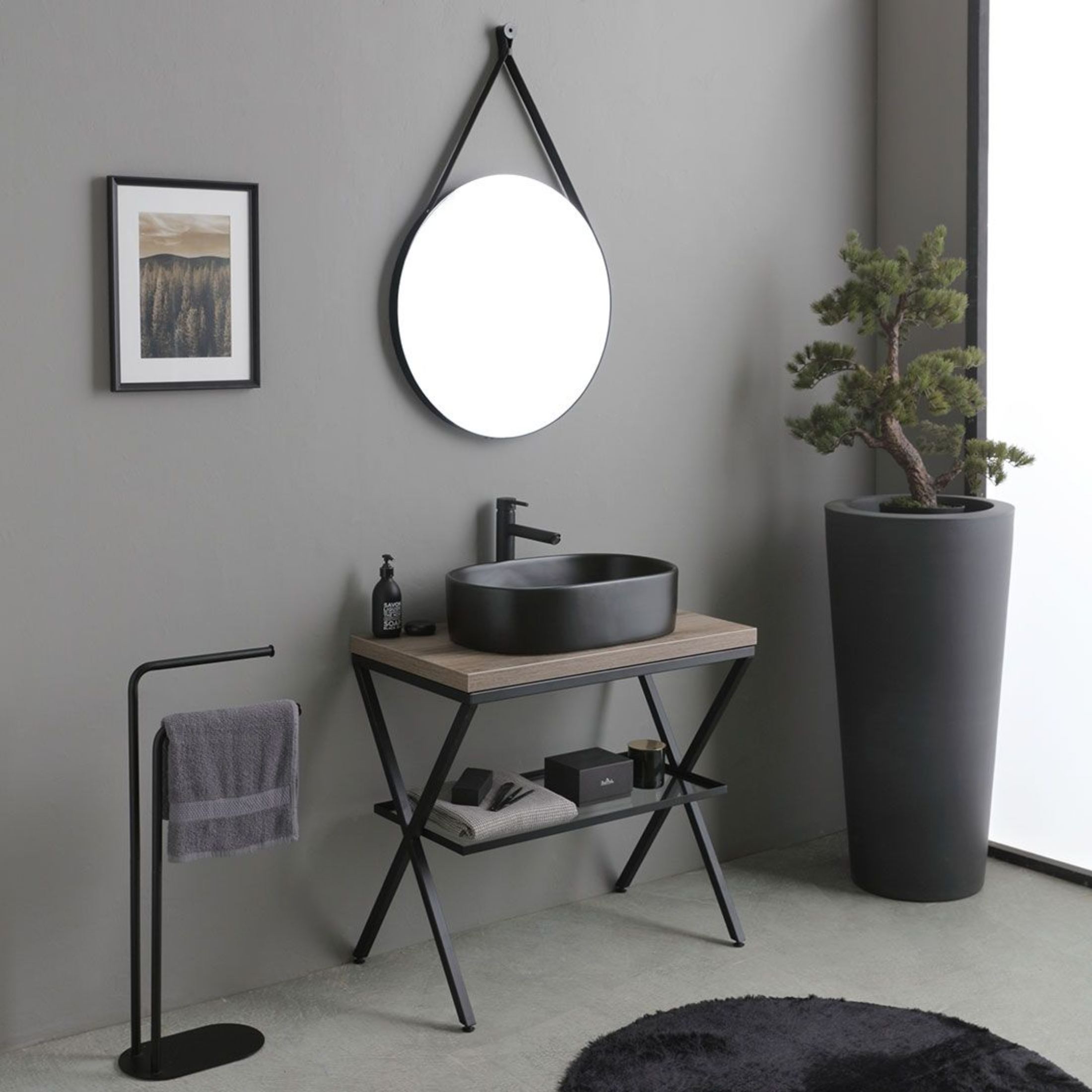 Mobile bagno a terra rovere fossile "Victoria" con lavabo in ceramica nero opaco ovale e specchio rotondo 80 cm