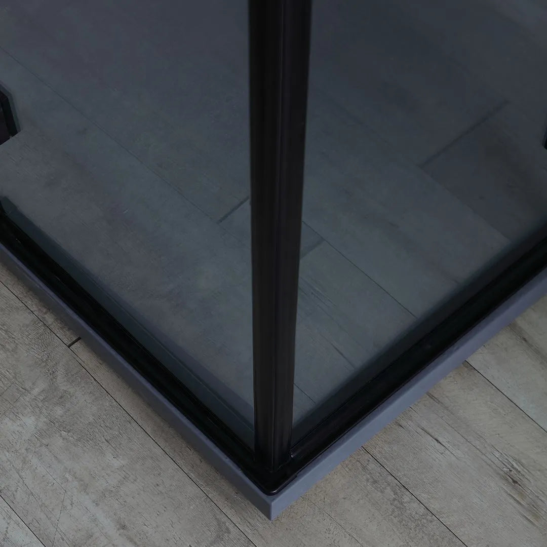 Box doccia bagno nero moderno "Lions" senza profili con 2 battenti magnetici in cristallo