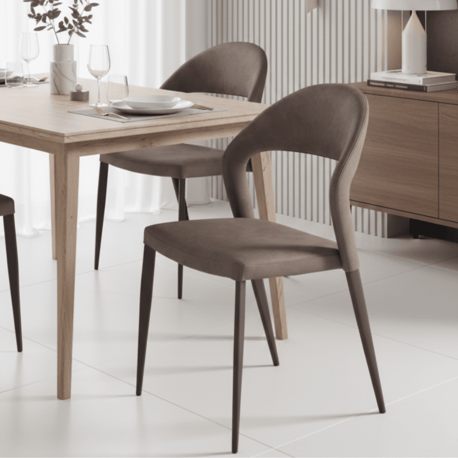 Set di sedie imbottite "Locanda" in similpelle cm 56x51 82h - MondoViro